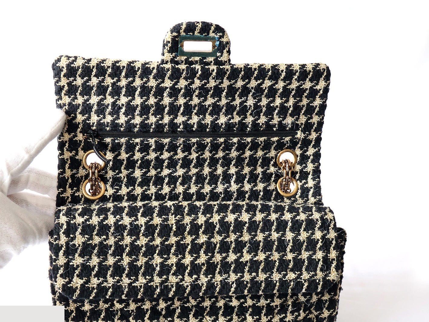 Tweed 25 Double Flap Double Chain Shoulder Bag — view 10