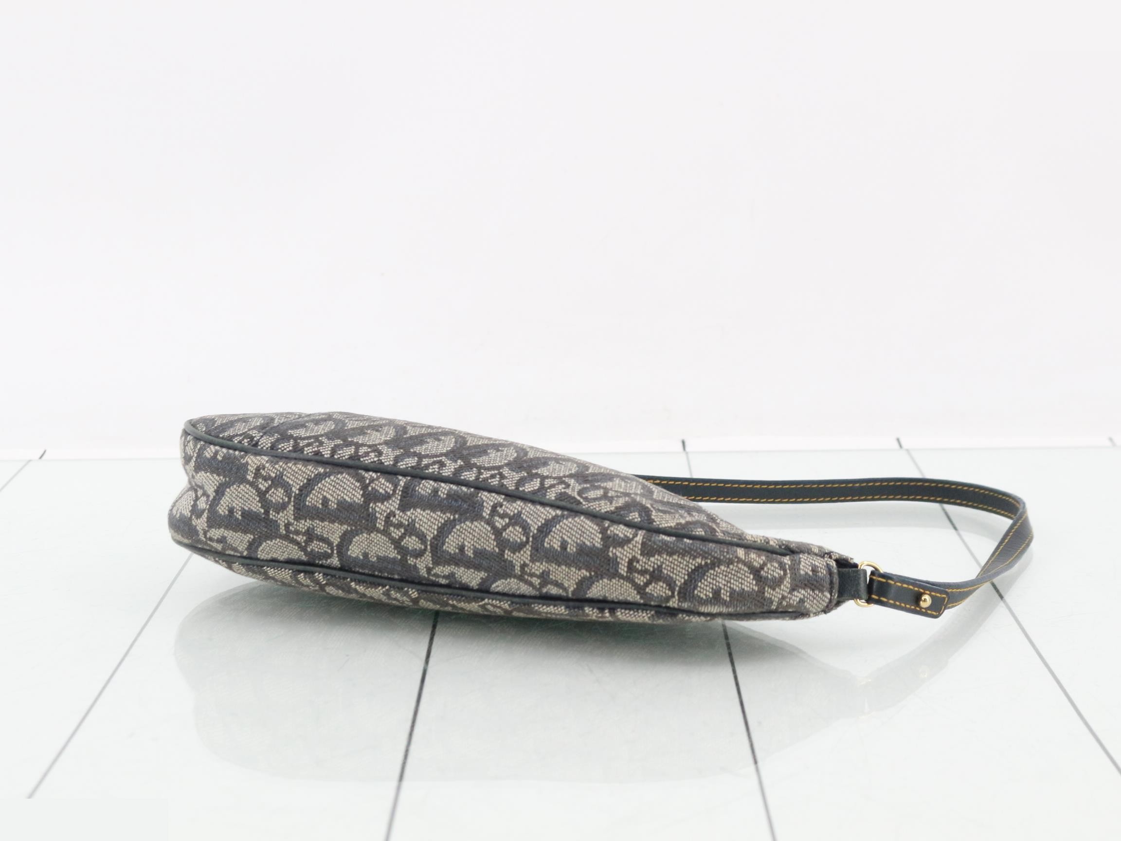Trotter (bag) - Shoulder bag — view 6
