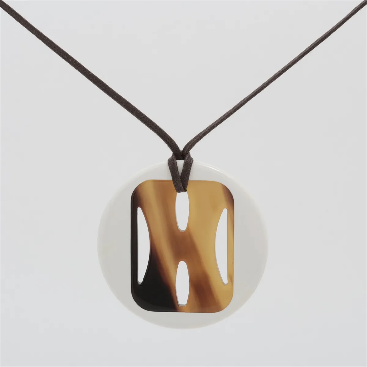 pendant, buffalo horn x lacquered wood, brown,