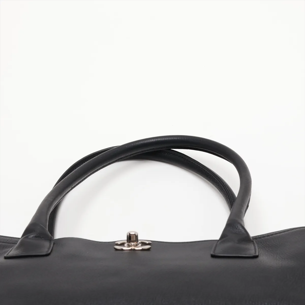 Executive Leather 2-Way Handbag, Black with Silver Hardware, Item No. 13784104 (Serial Number 13) — view 6