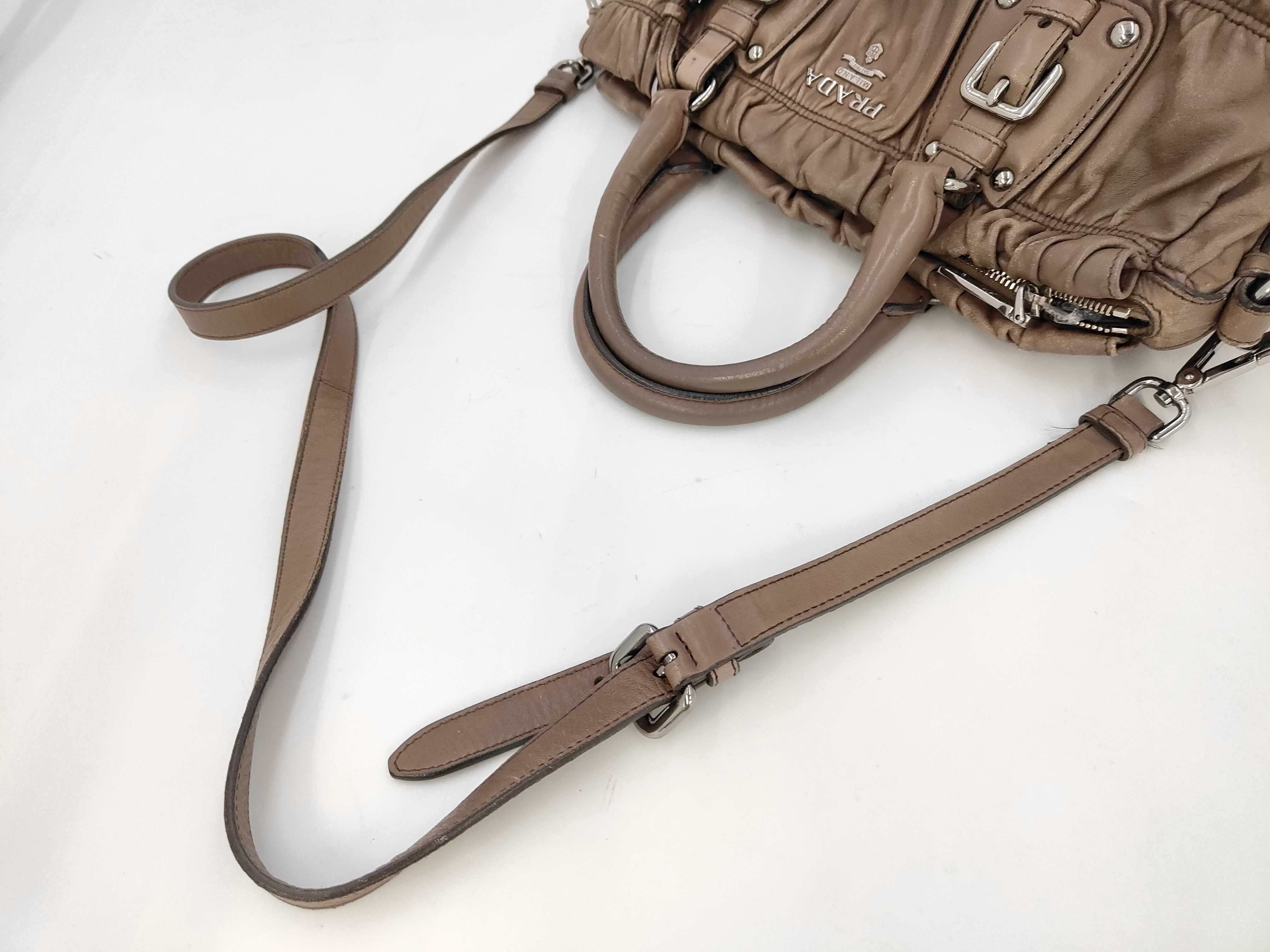 Gathered Handbag 2-way Shoulder Bag — view 4