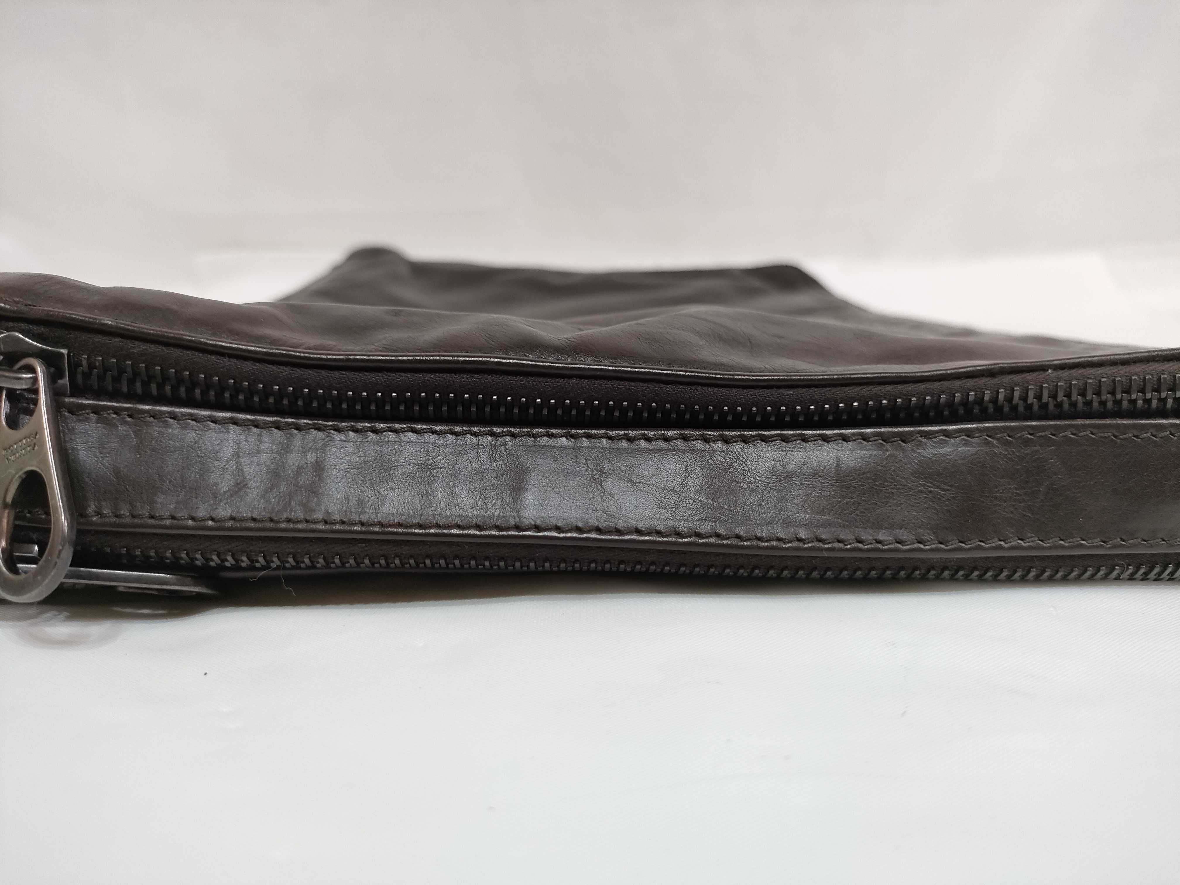 Intrecciato Clutch Bag (Brown) — view 6