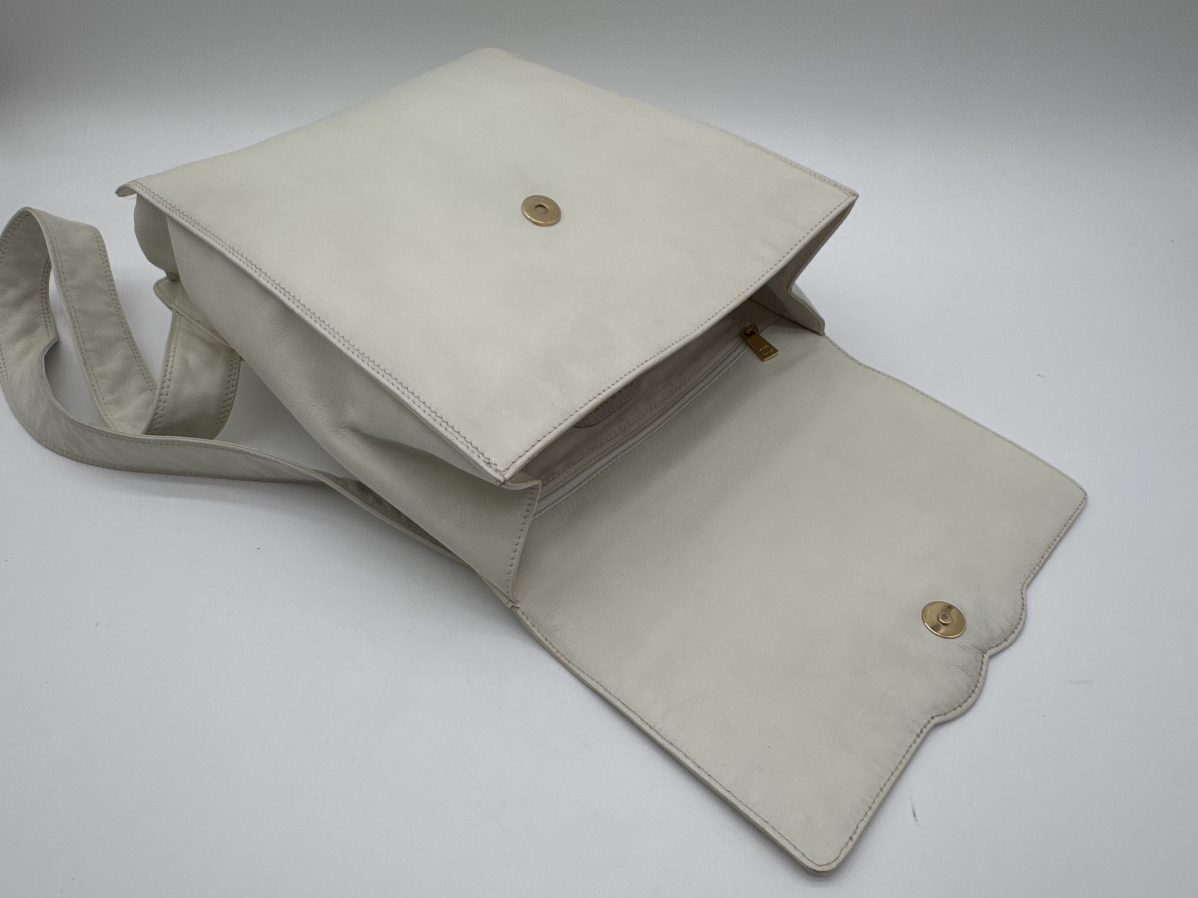 Lambskin White Backpack — view 9