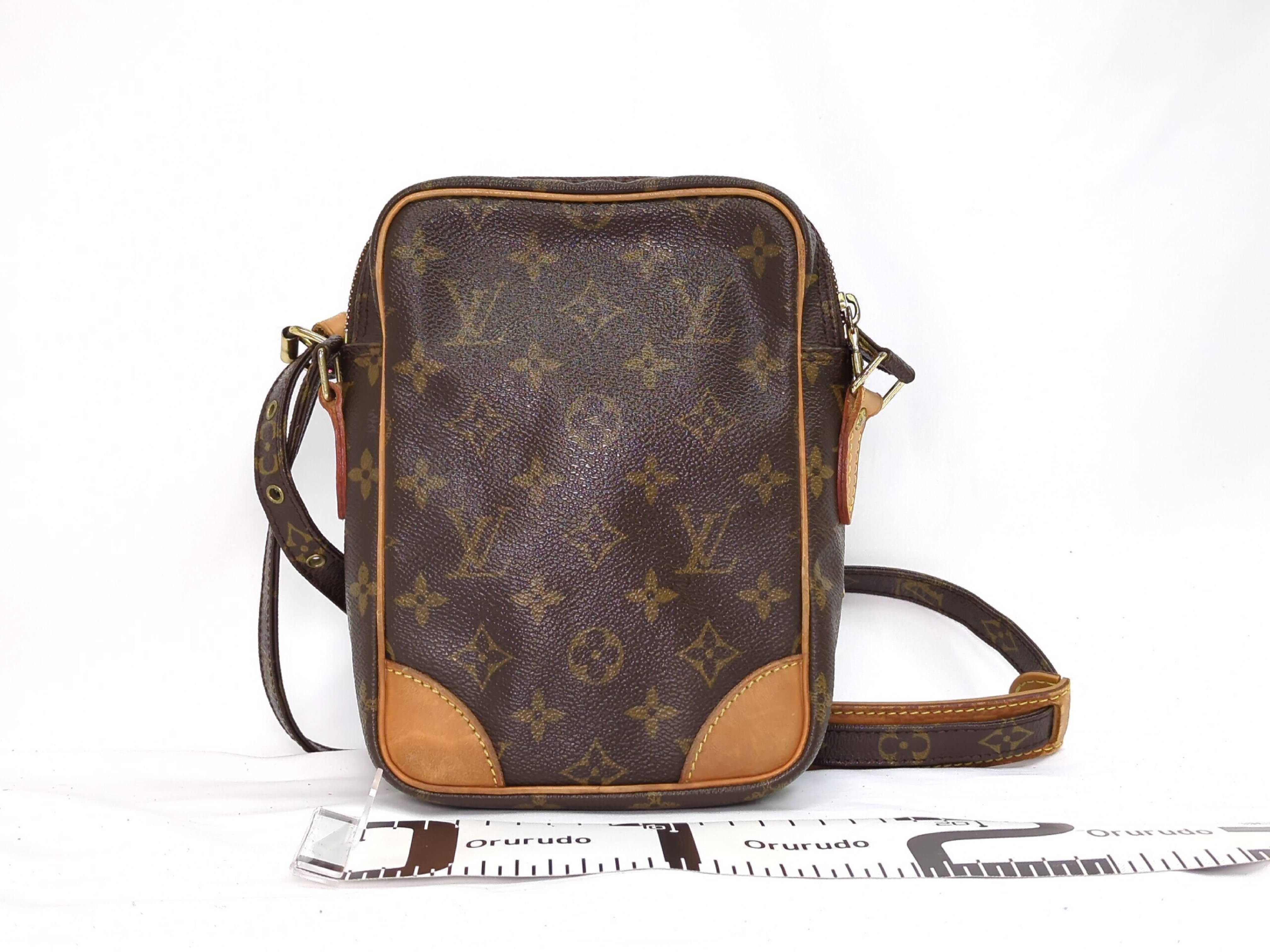 M45236 Monogram Amazon Shoulder Bag — view 2