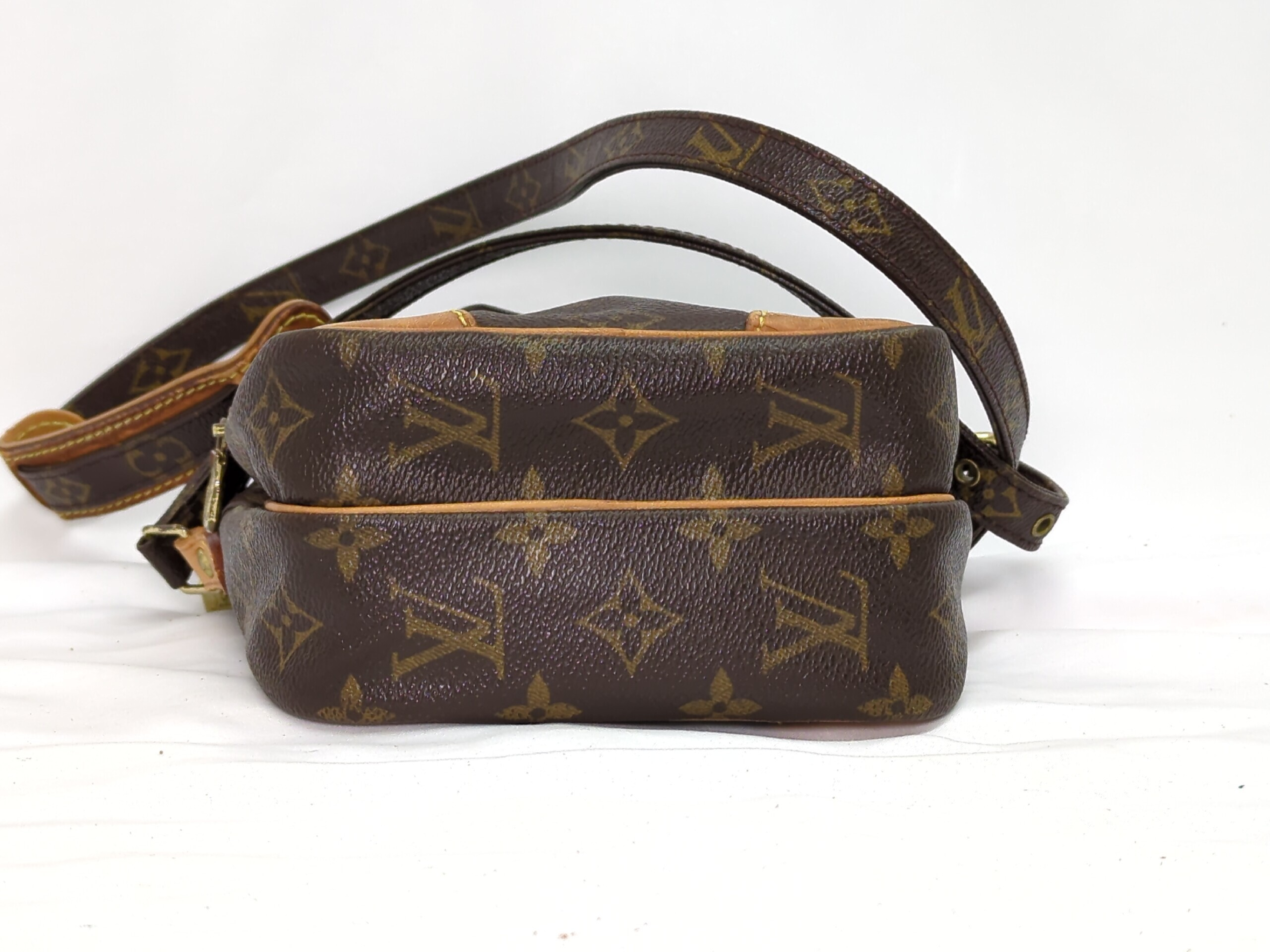 M45236 Monogram Amazon Shoulder Bag — view 5