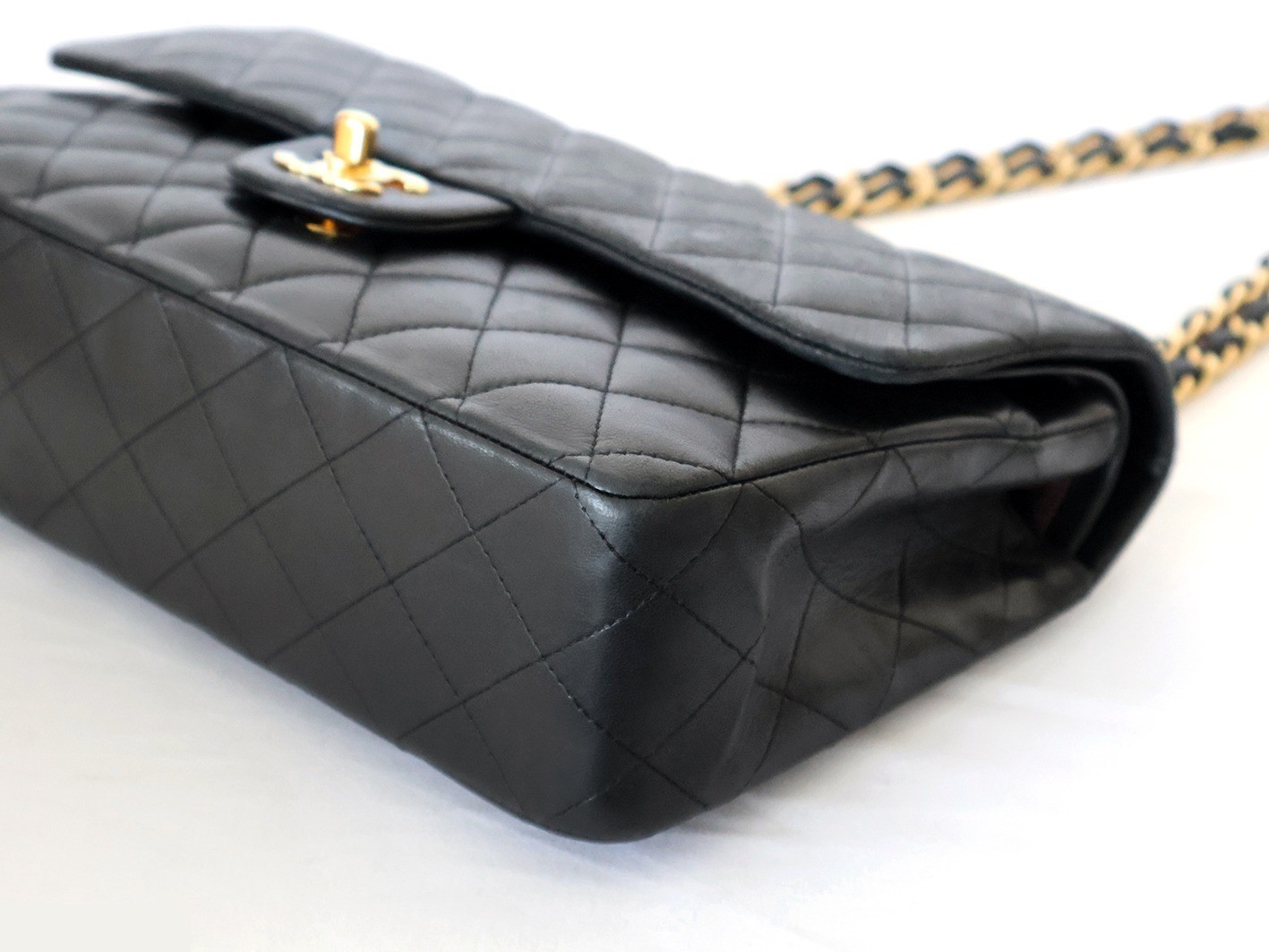 Matelassé 25 Lambskin Double Flap Double Chain Shoulder Bag, Black — view 4