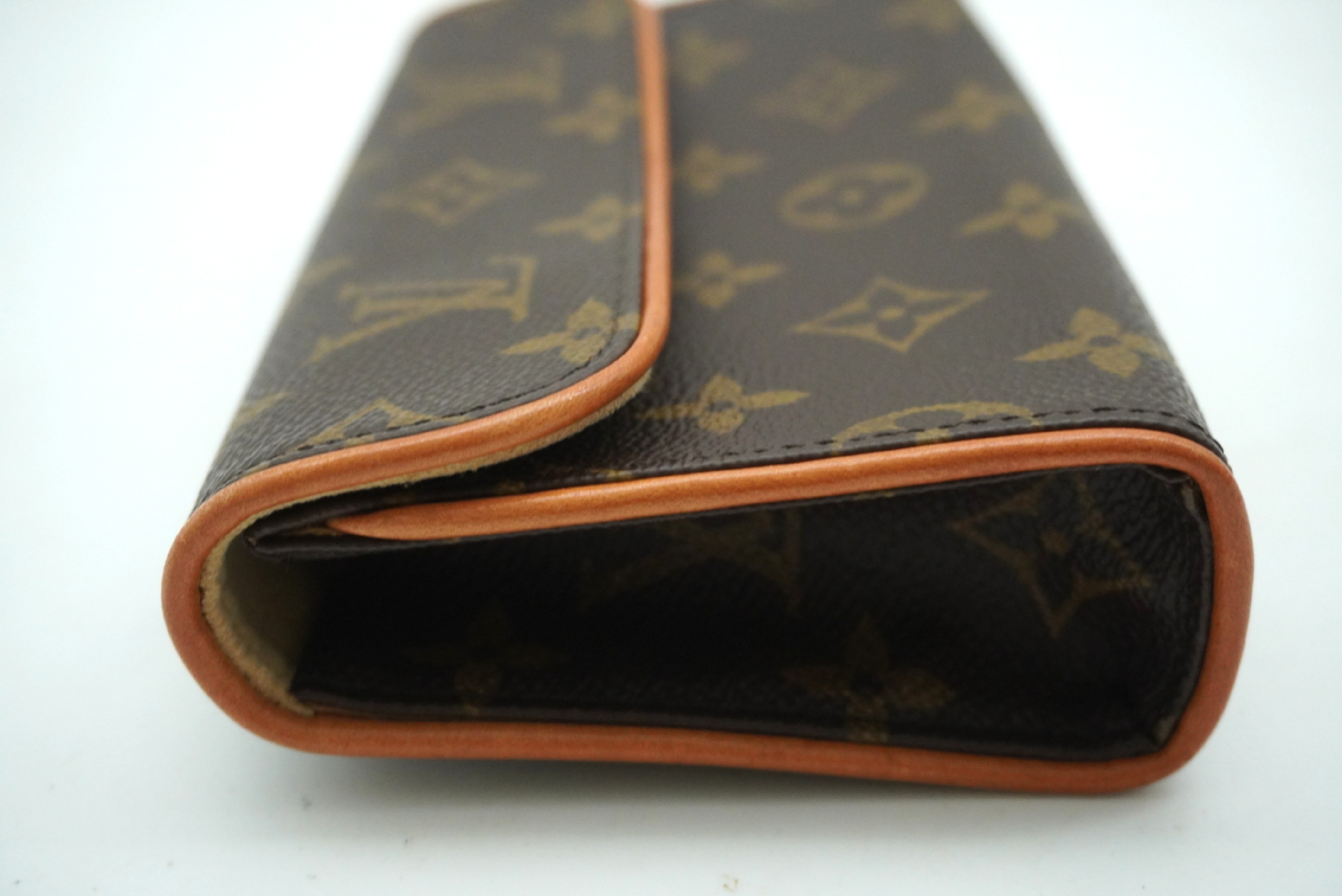 Monogram Pochette Florentine M51855 Waist Bag — view 3