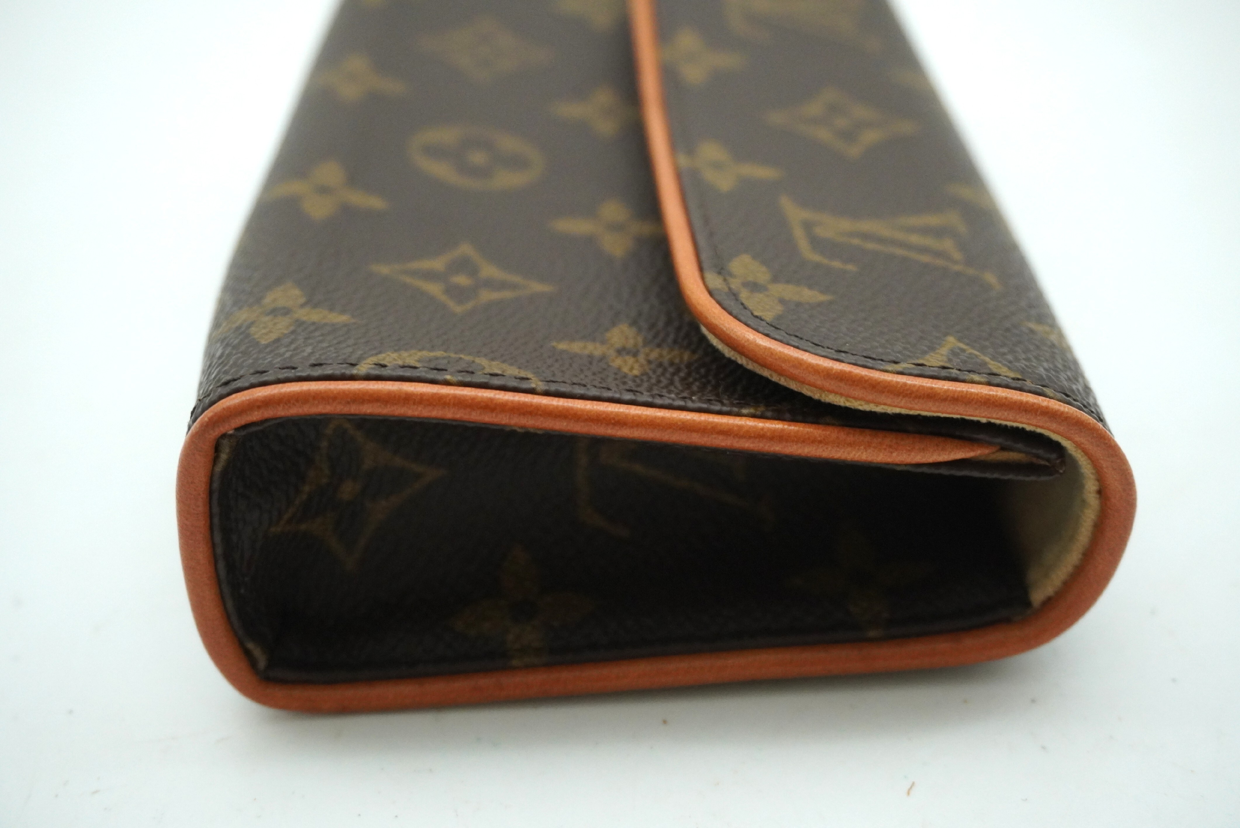 Monogram Pochette Florentine M51855 Waist Bag — view 4
