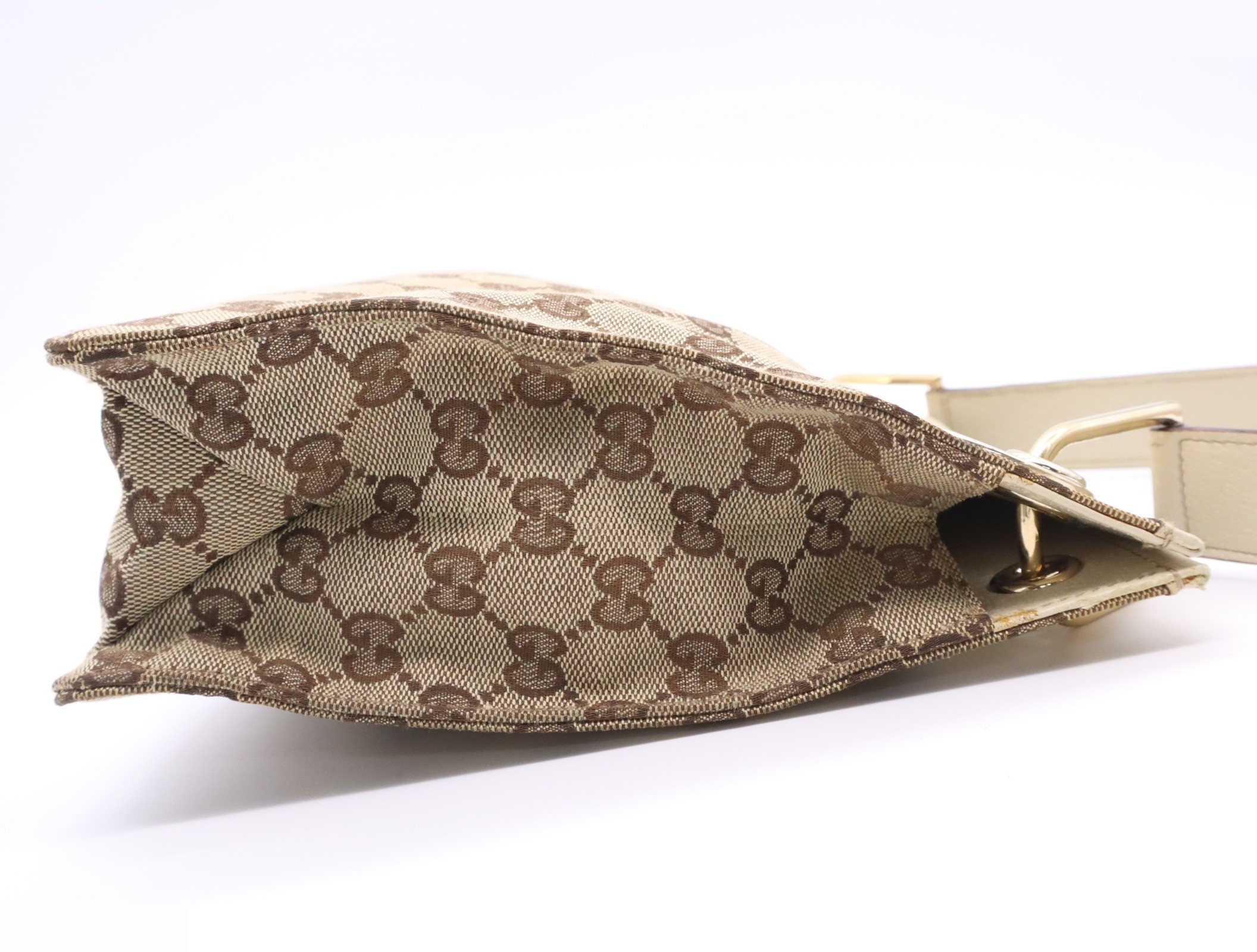 Shoulder bag, ivory, silver hardware — view 4