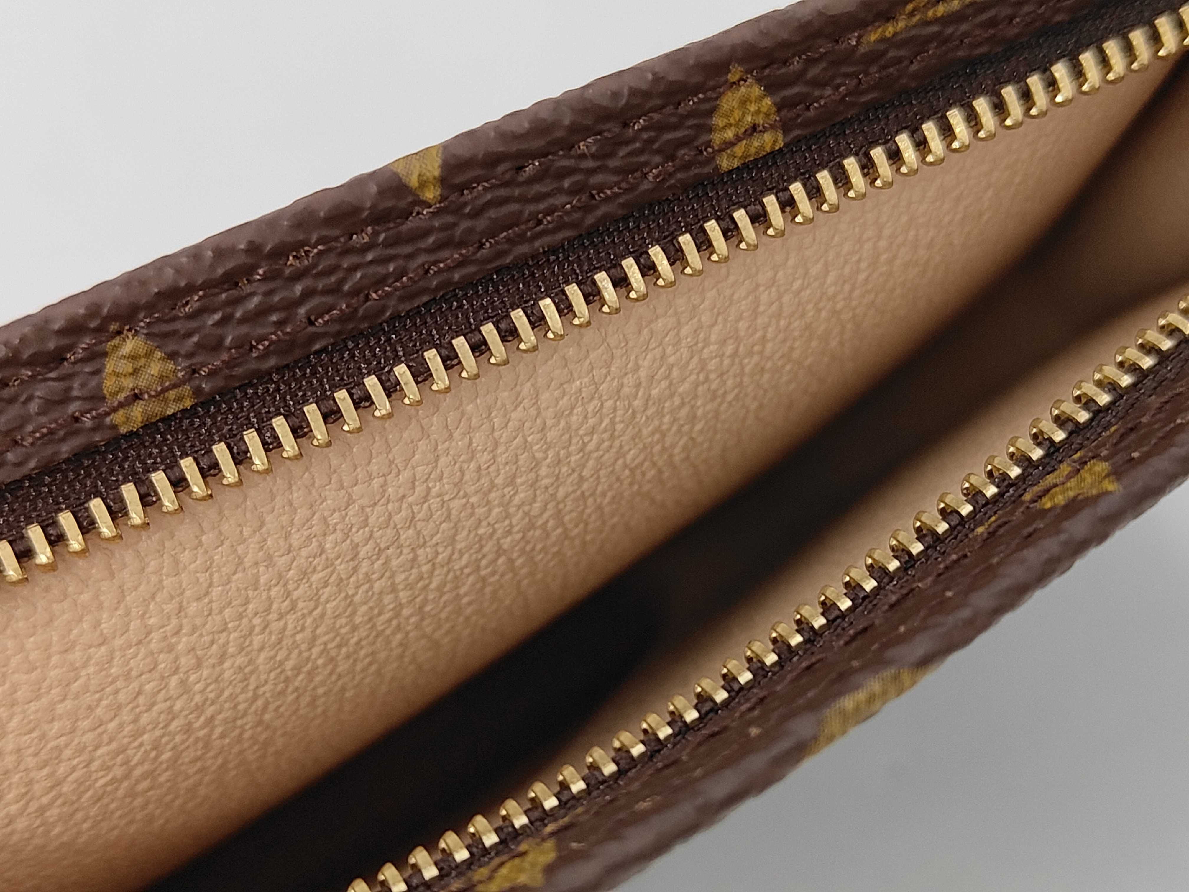 Monogram Louis Vuitton Monogram Bucket PM Attached Pouch FL1020 Pouch — view 6