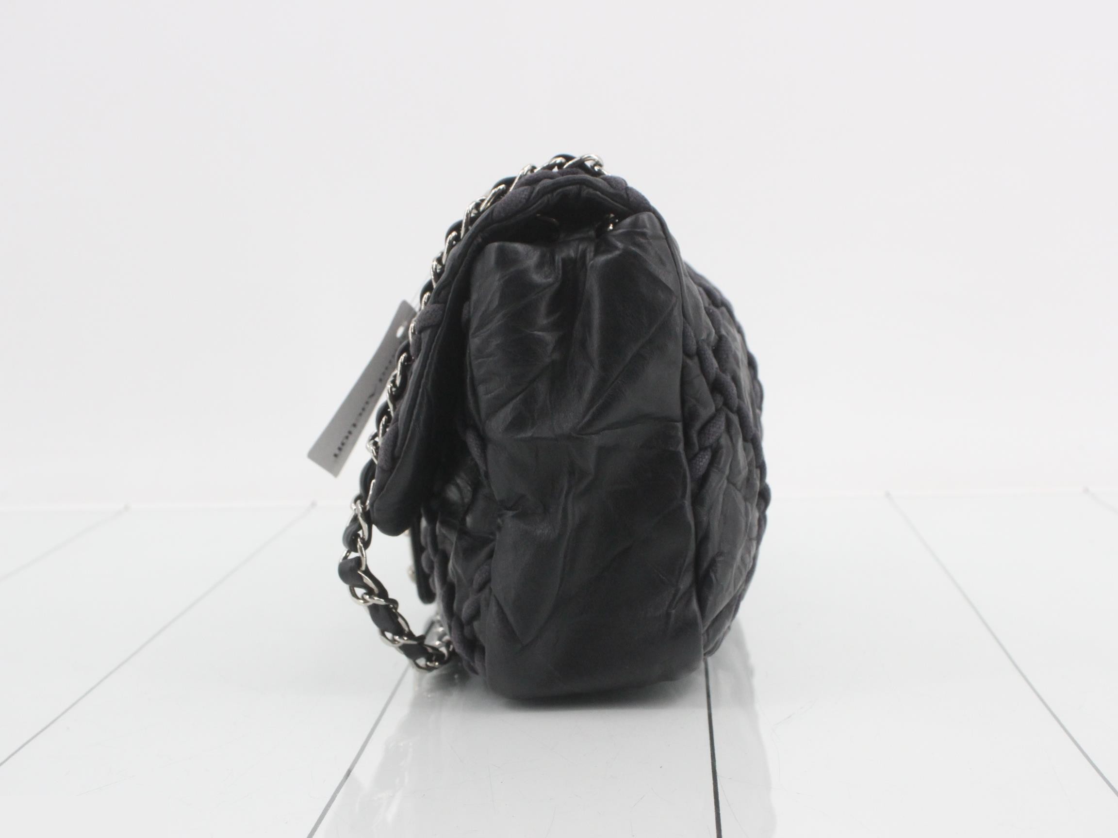 Matelassé (bag) - Shoulder bag — view 3