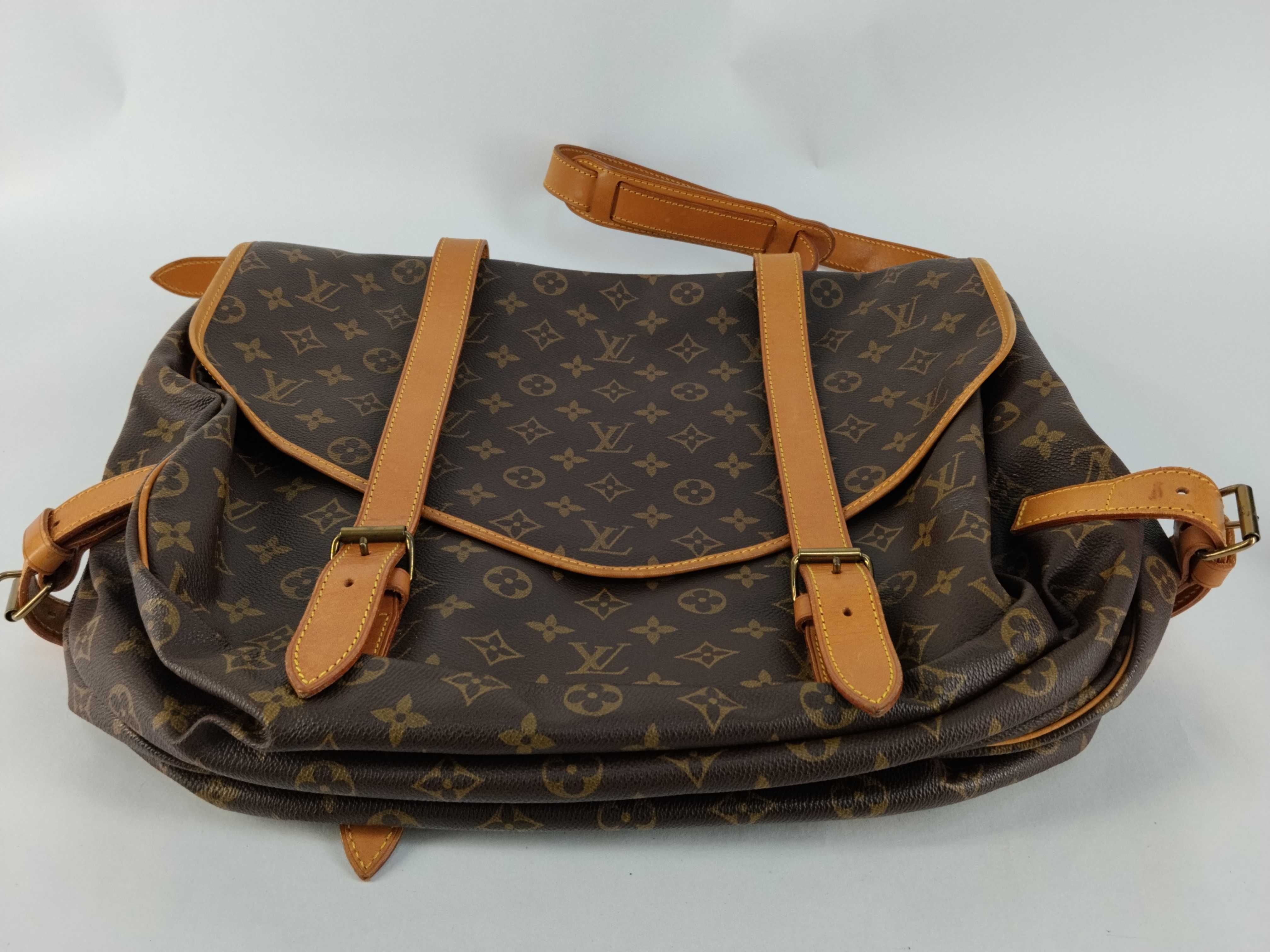 Monogram Louis Vuitton Saumur 43 M42252 Monogram Shoulder Bag — view 7