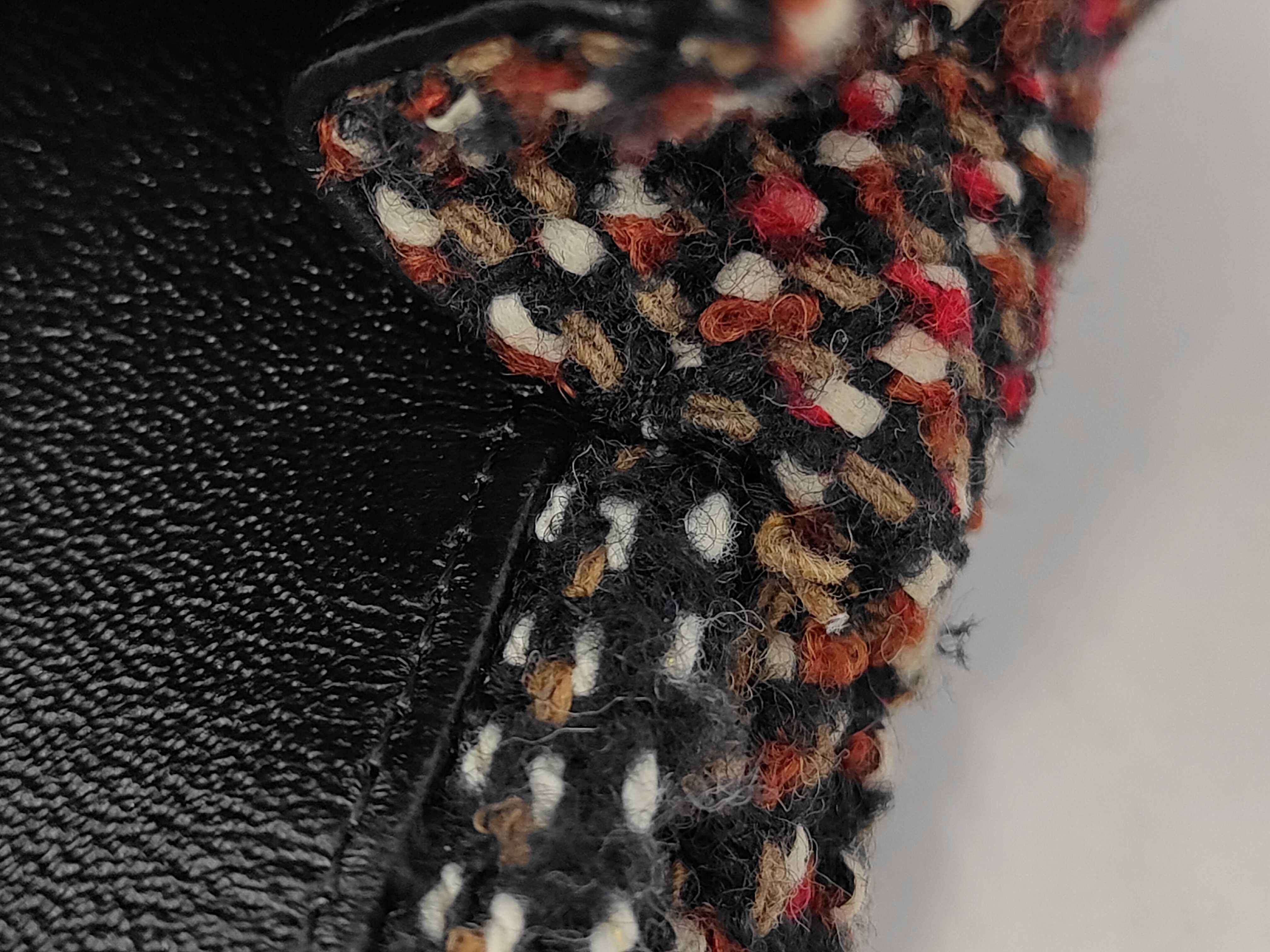 Matelassé Tweed Shoulder Bag — view 9