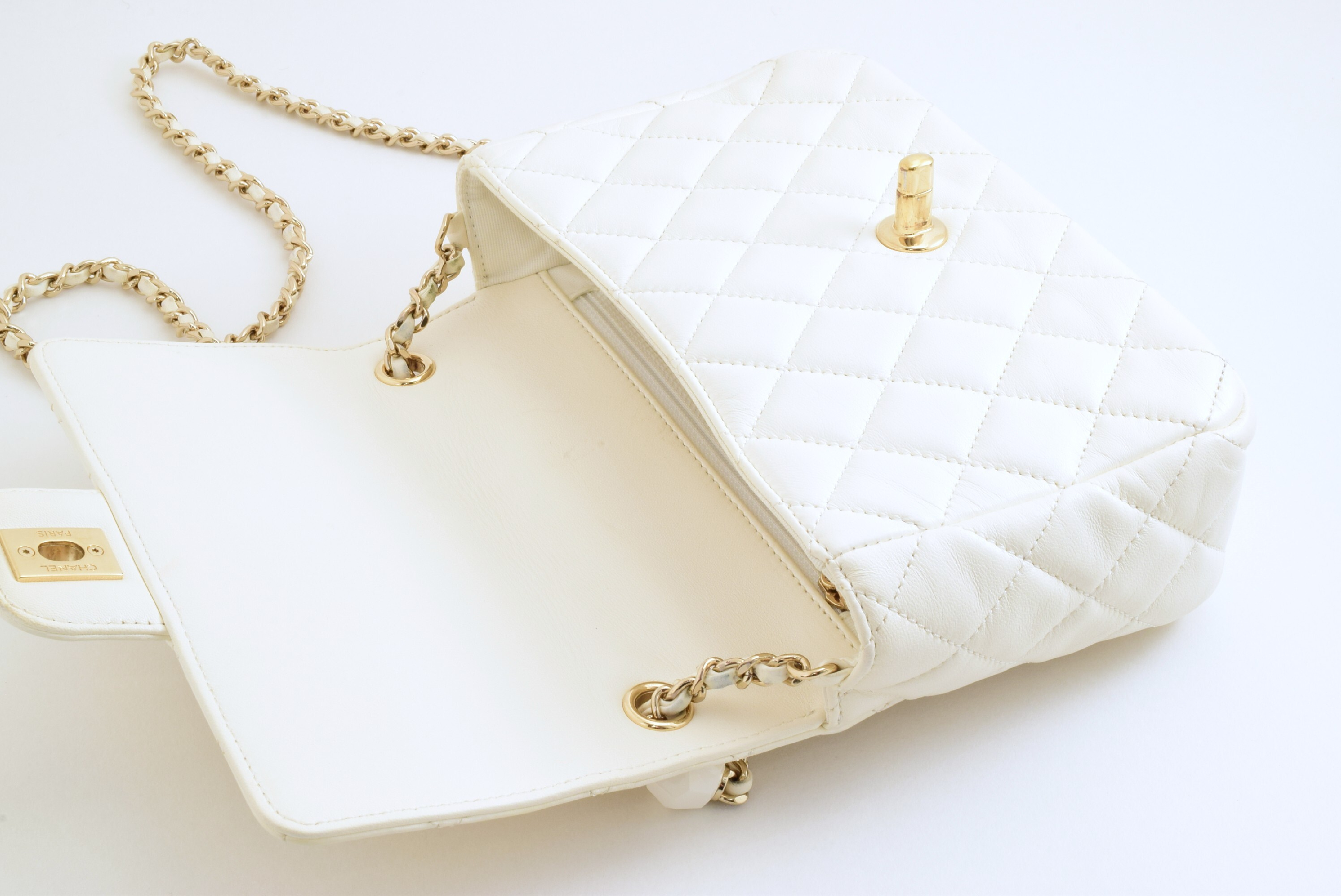 Matelassé Mini White Chain Shoulder Bag with Serial Number Plate — view 14