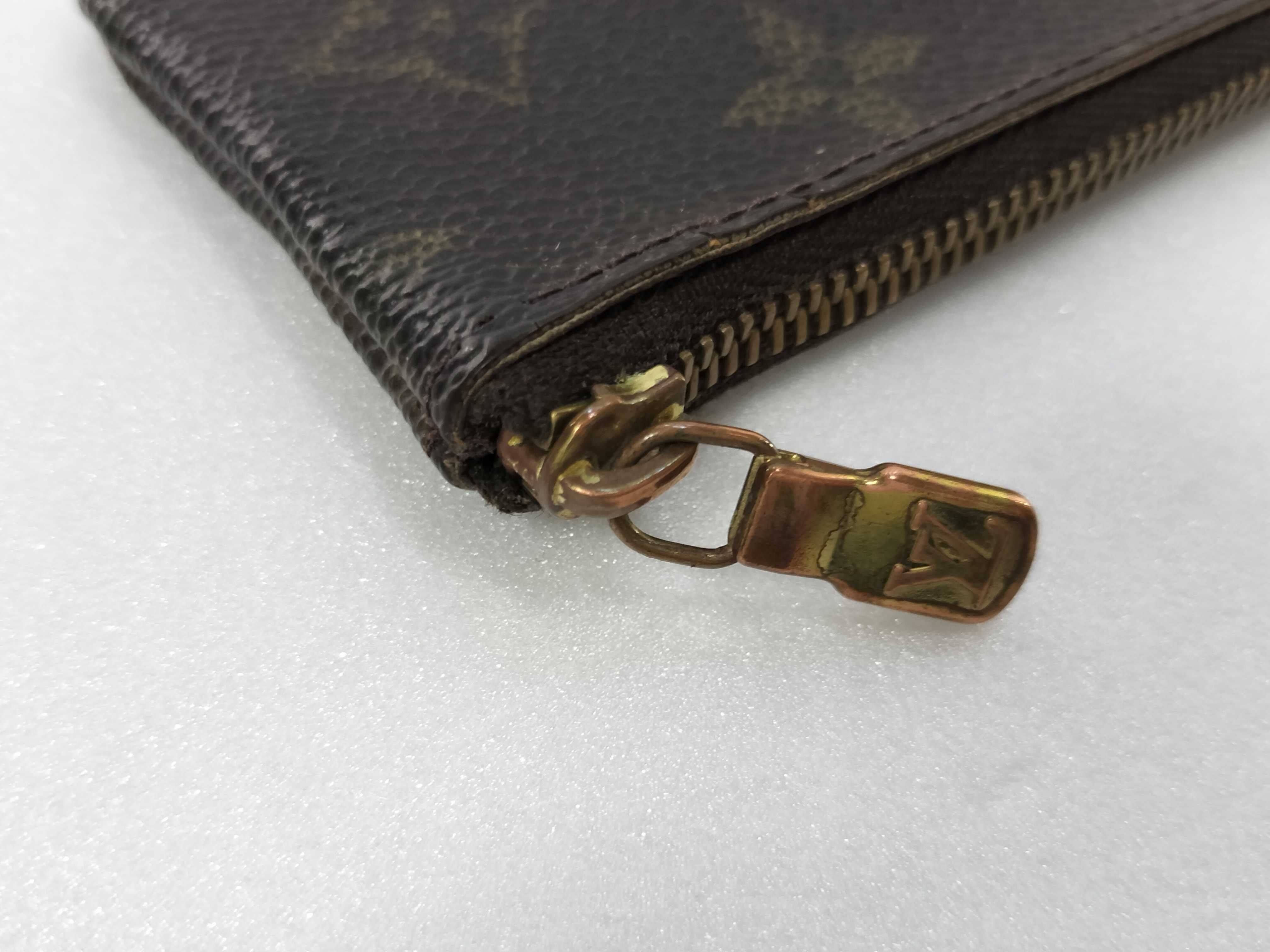 Monogram Louis Vuitton Pochette Cle Monogram Coin Case — view 11