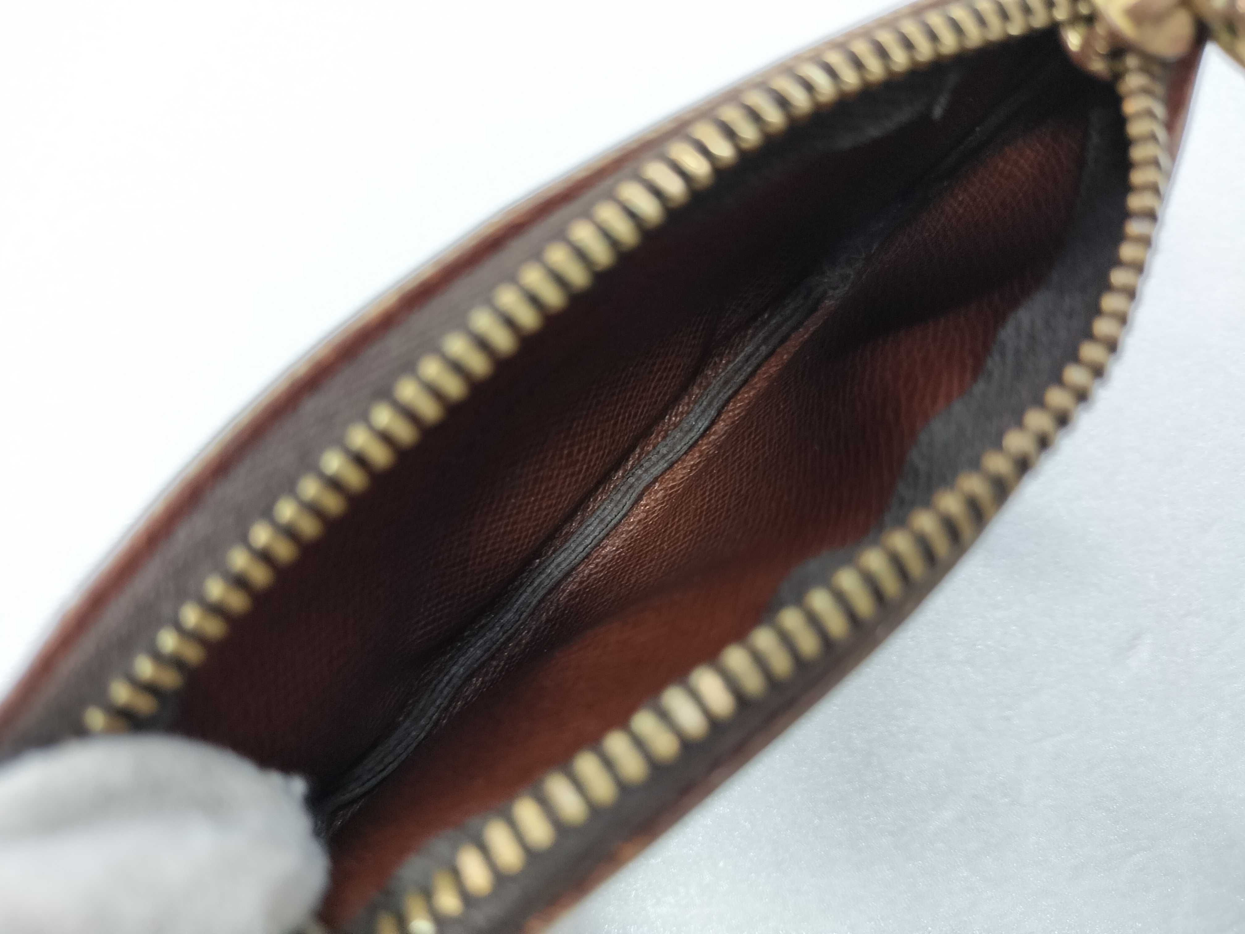 Monogram Louis Vuitton Pochette Cle Monogram Coin Case — view 9