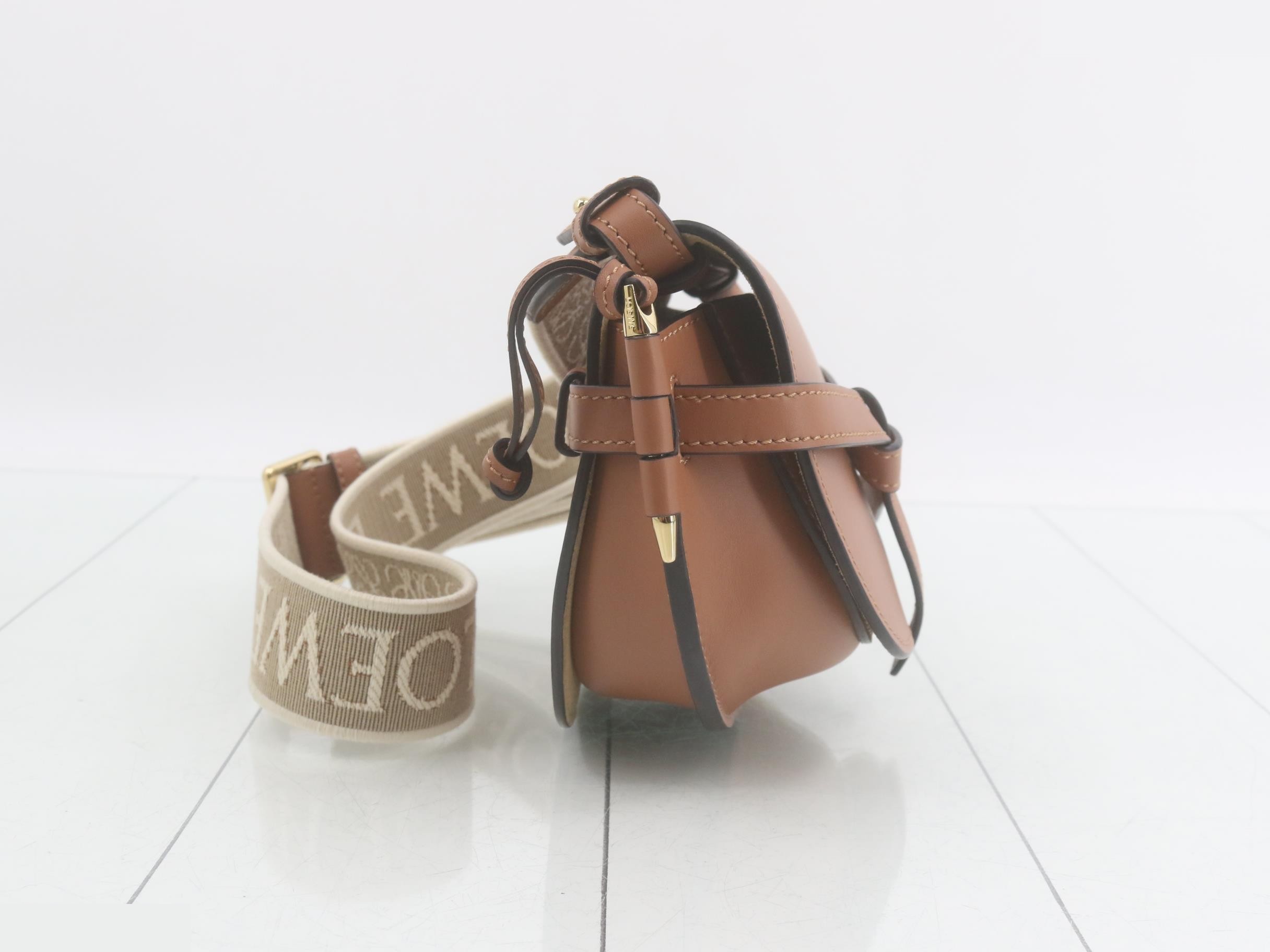 Gate Dual Bag Mini, unused, some protective film still attached, brown. — view 4