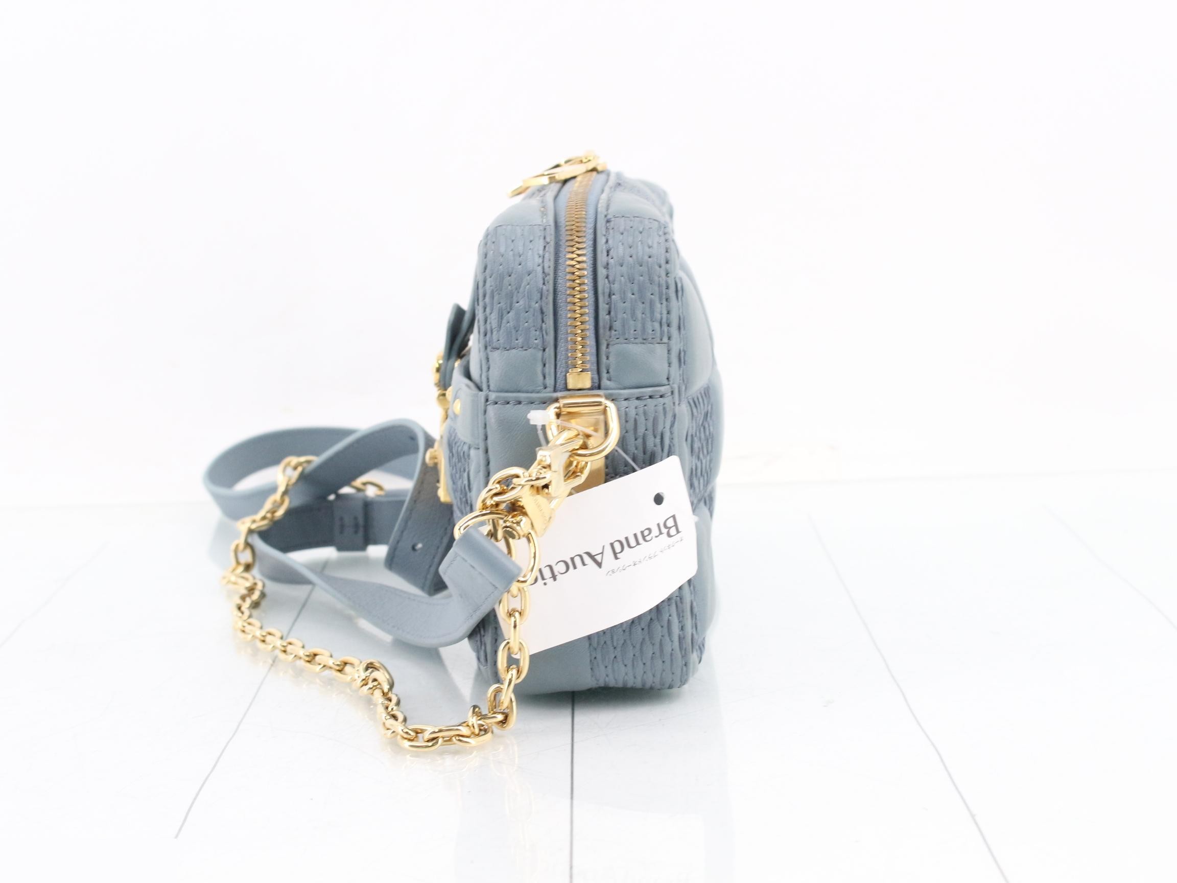 Damier Giant Troca PM Shoulder Bag — view 3