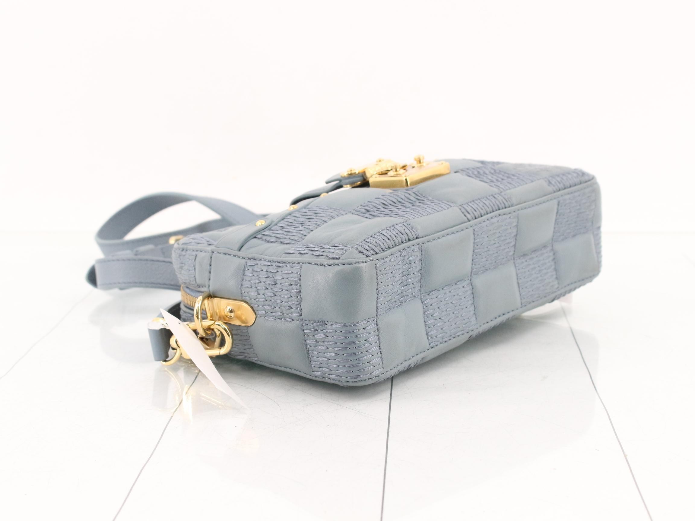 Damier Giant Troca PM Shoulder Bag — view 5