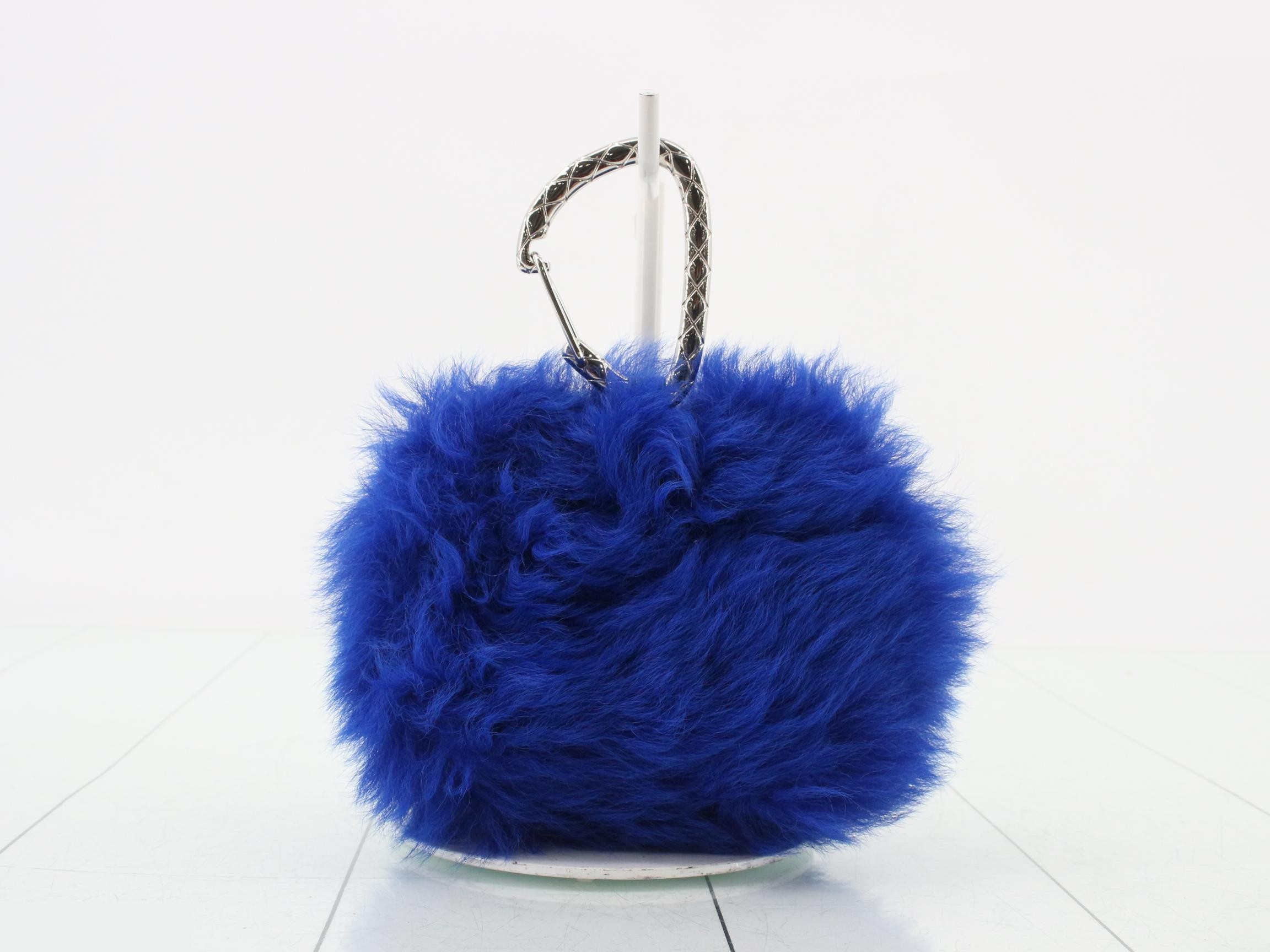 Shearling pouch, blue tones — view 2