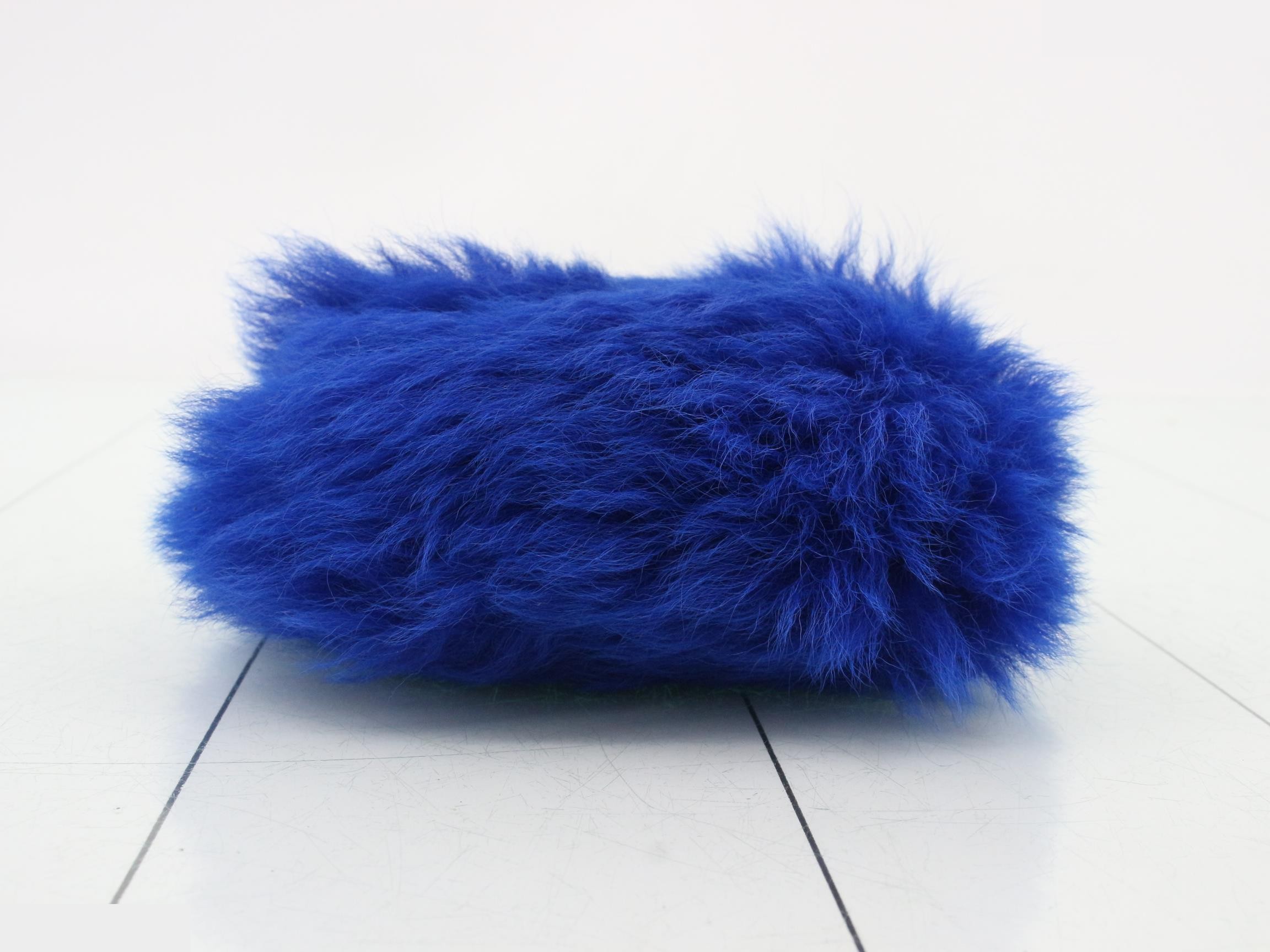 Shearling pouch, blue tones — view 3