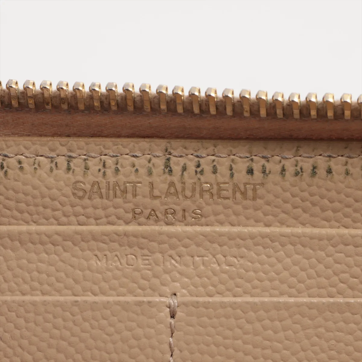 V Stitch HPP358094 Leather Round Zip Wallet Beige — view 9