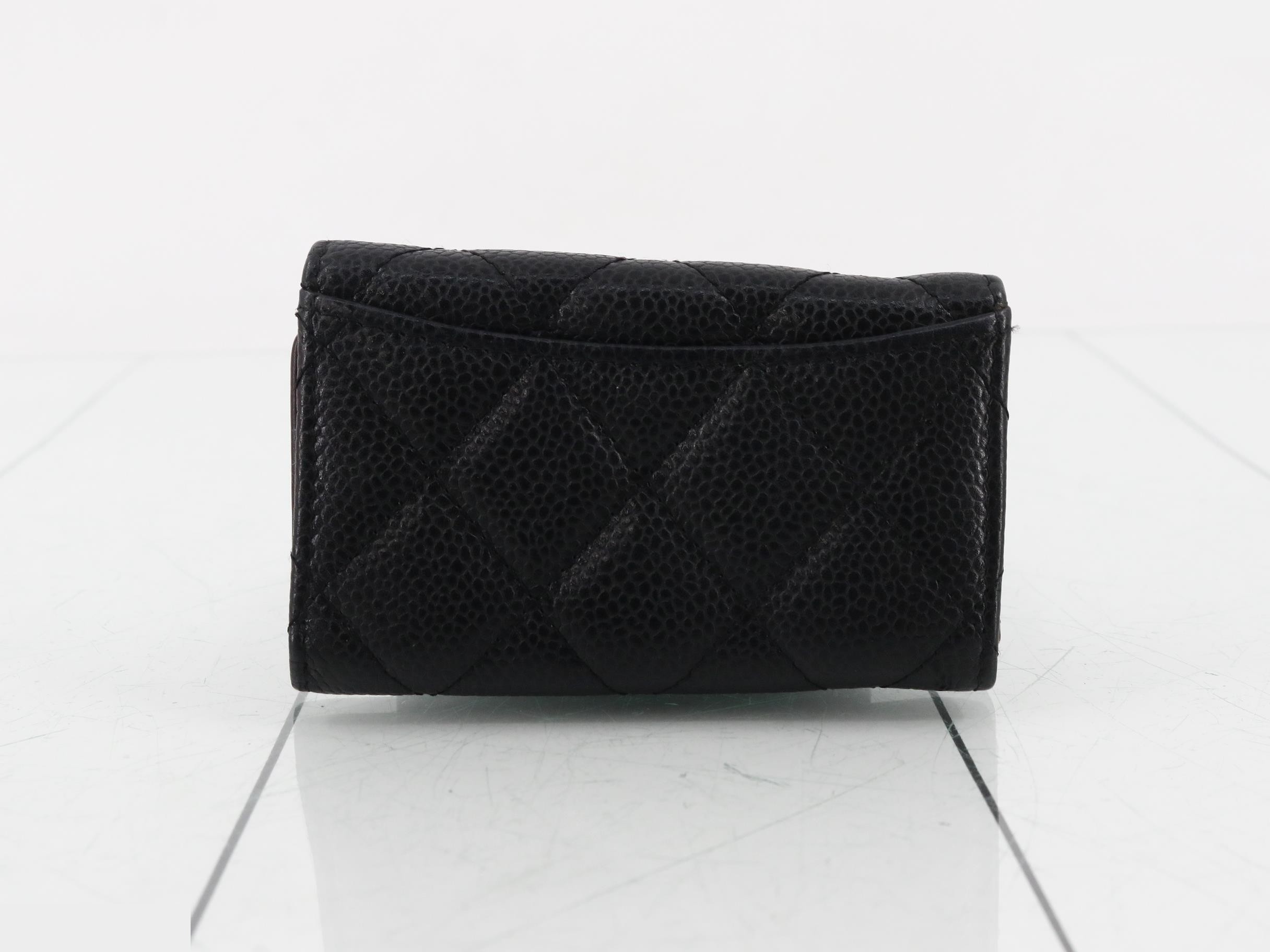 Six-key case, caviar leather, black, gold hardware, Coco Mark, serial number in the 20s. — view 2