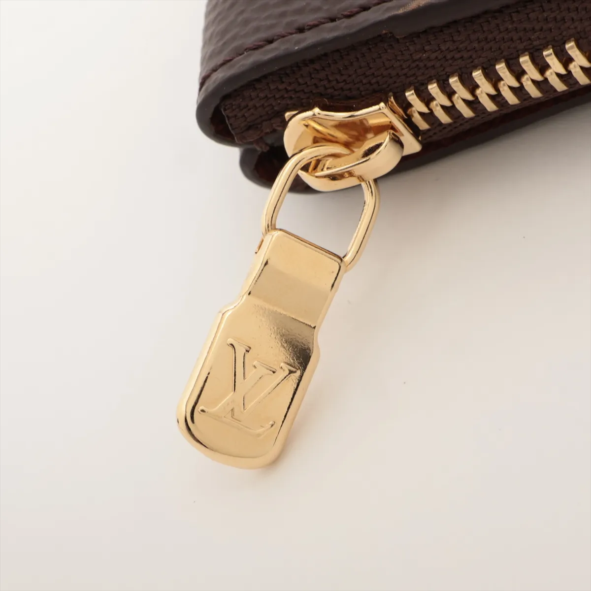 Monogram Card Key Case Pochette Clé M13559 MM2216 Brown Key Case — view 7