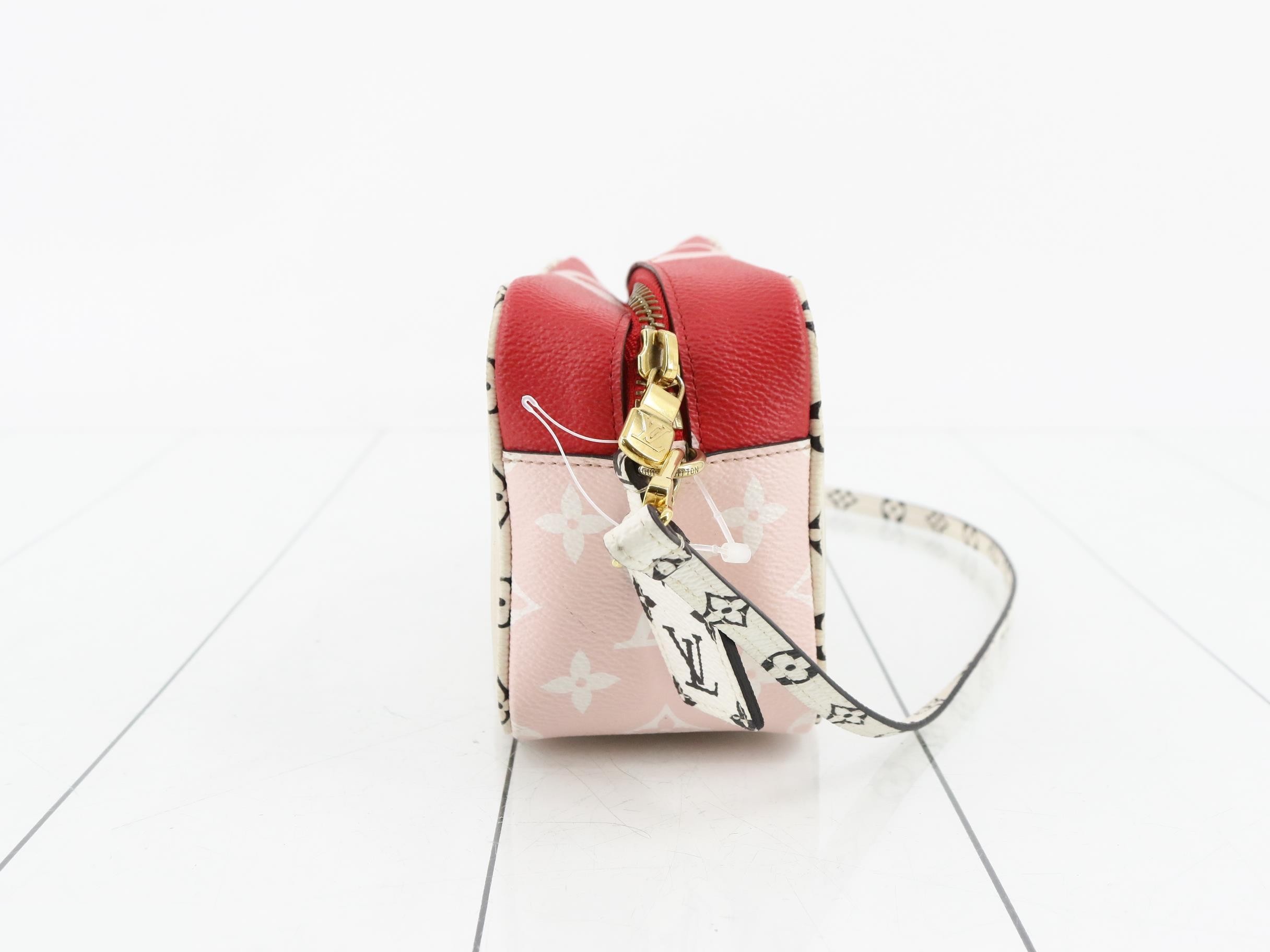 Monogram Giant Beach Pouch Shoulder Bag — view 4