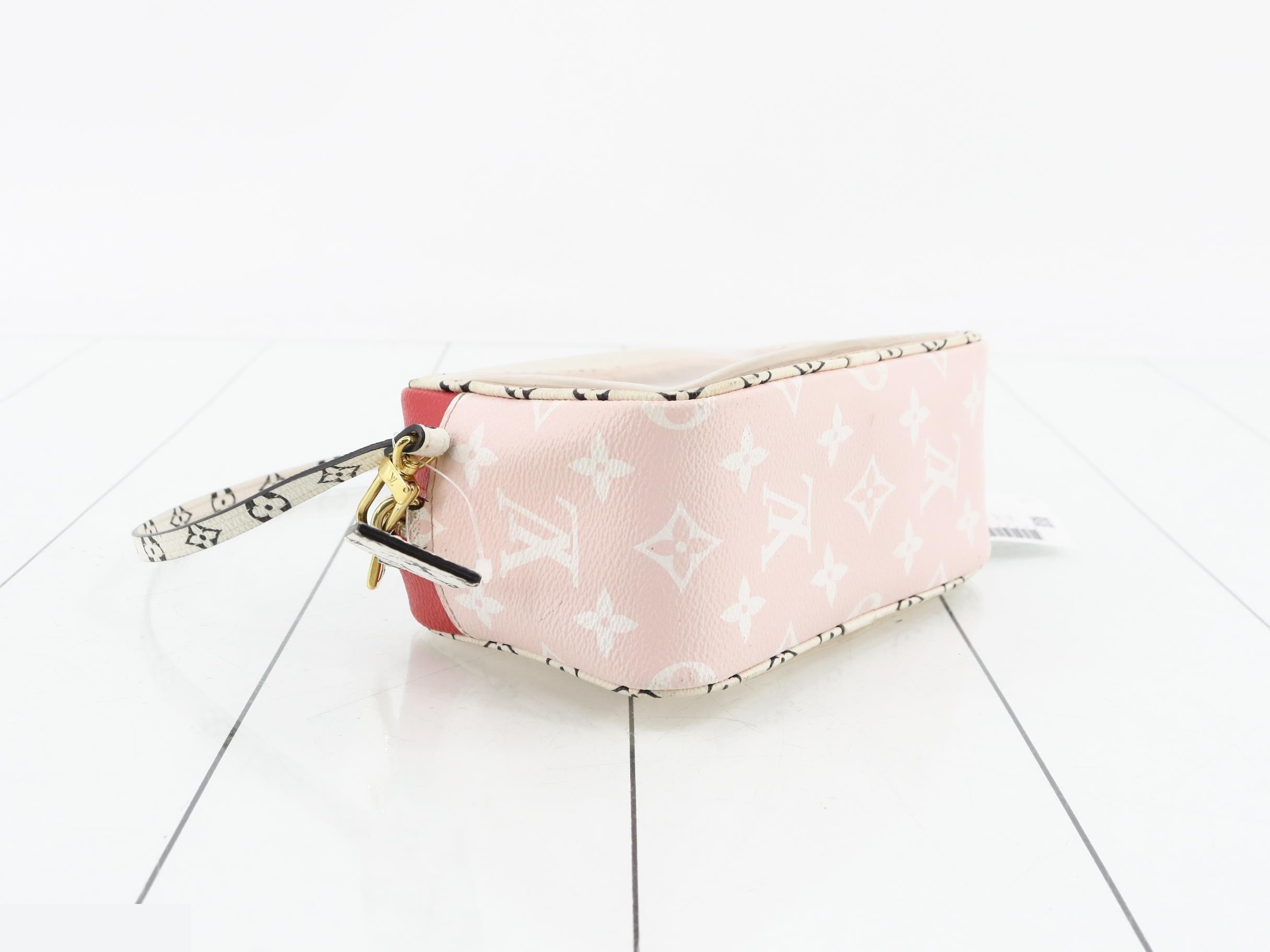 Monogram Giant Beach Pouch Shoulder Bag — view 5