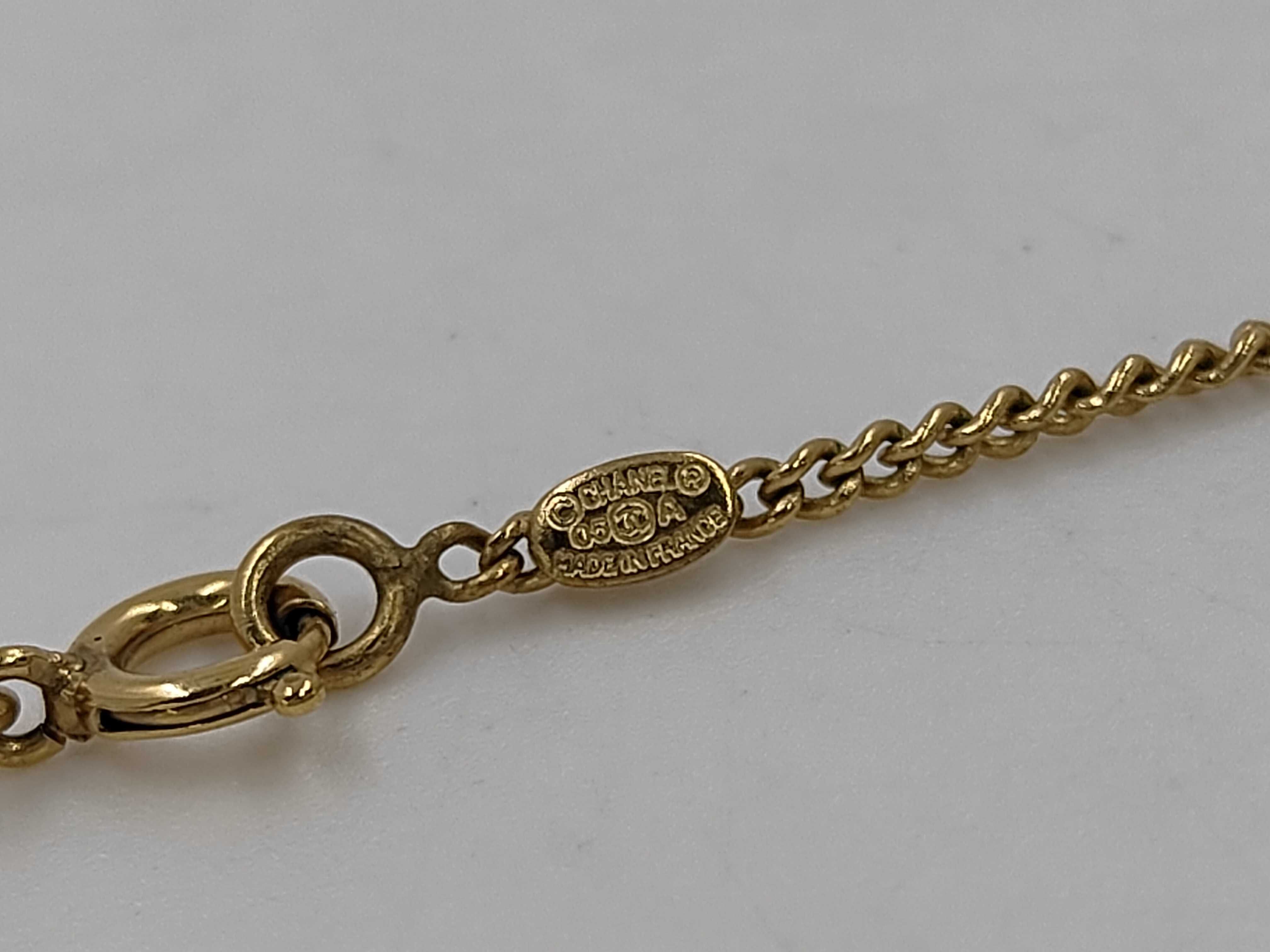 05A Rabbit Necklace — view 5
