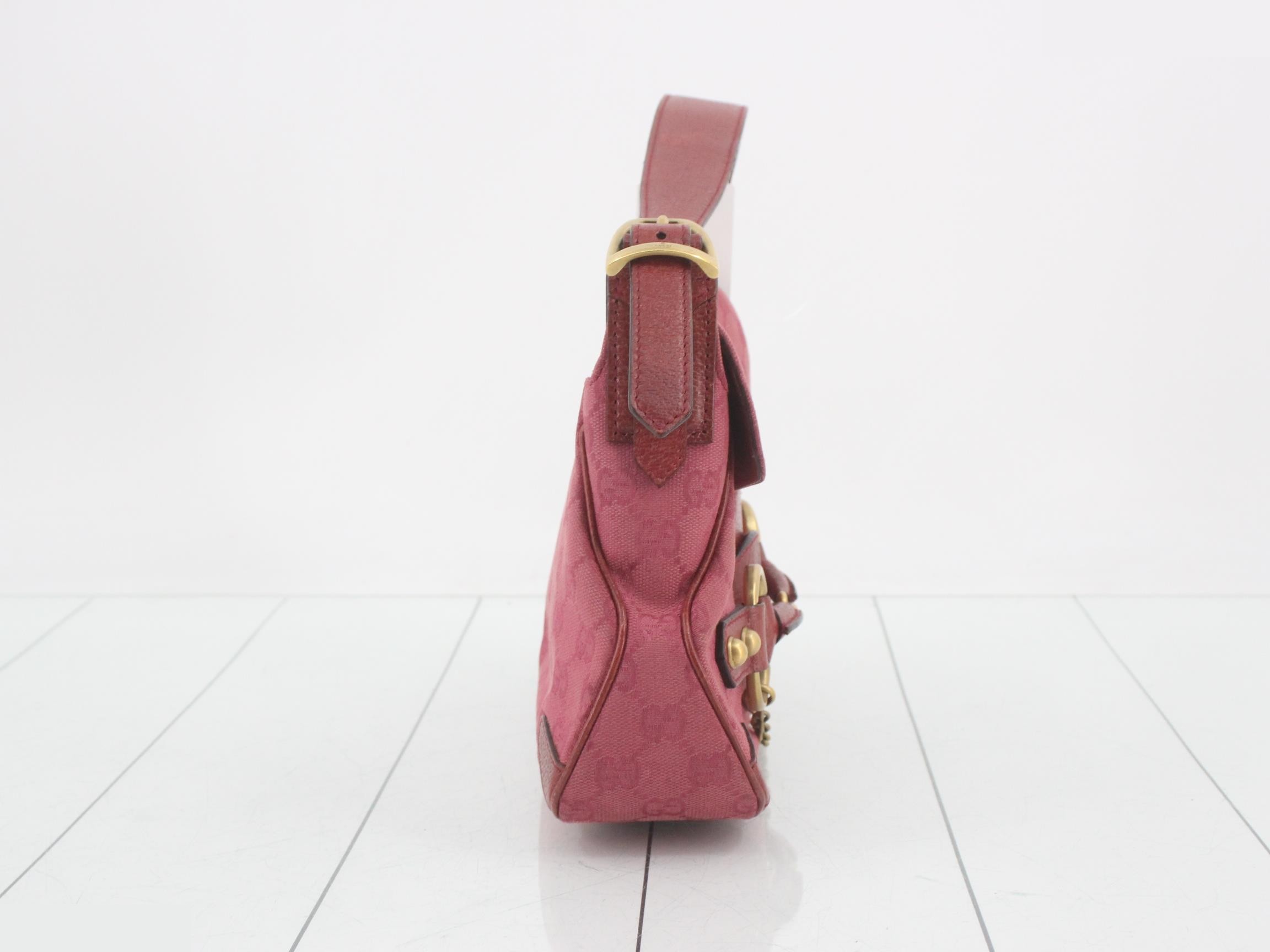 GG Canvas Horsebit One-Shoulder Bag — view 4