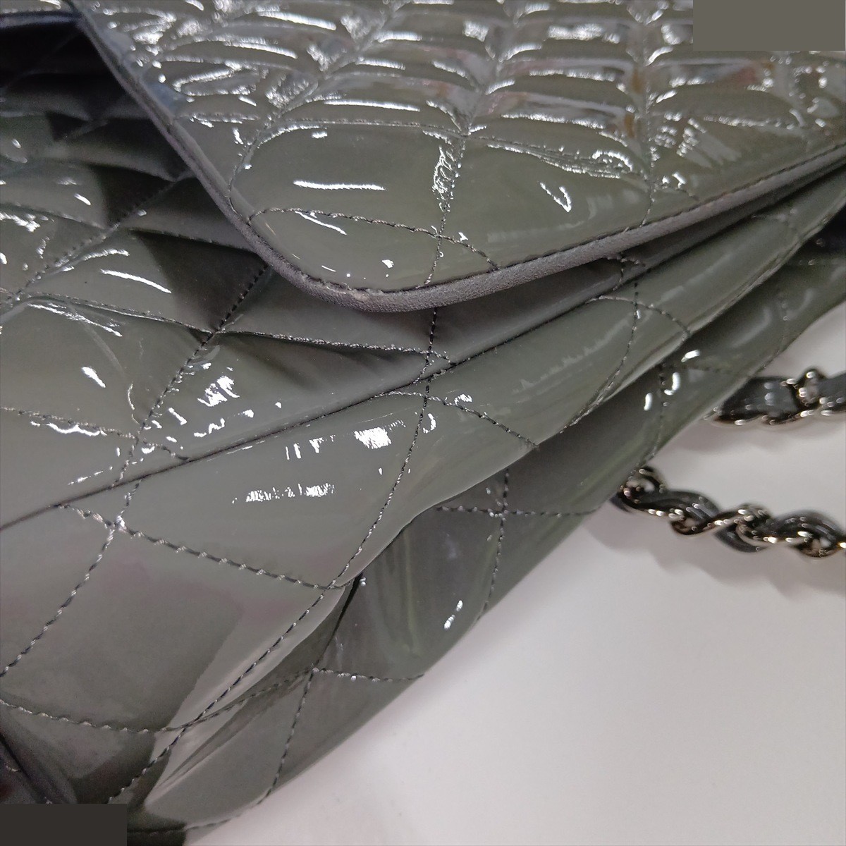 Large Matelassé 30, Patent Leather, Single Flap, Double Chain — view 12