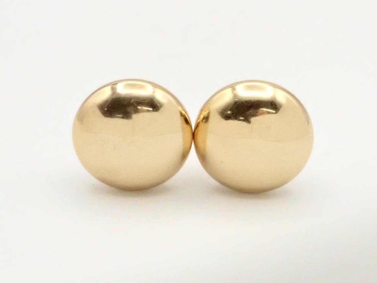 Other lines: Precious metals and earrings
