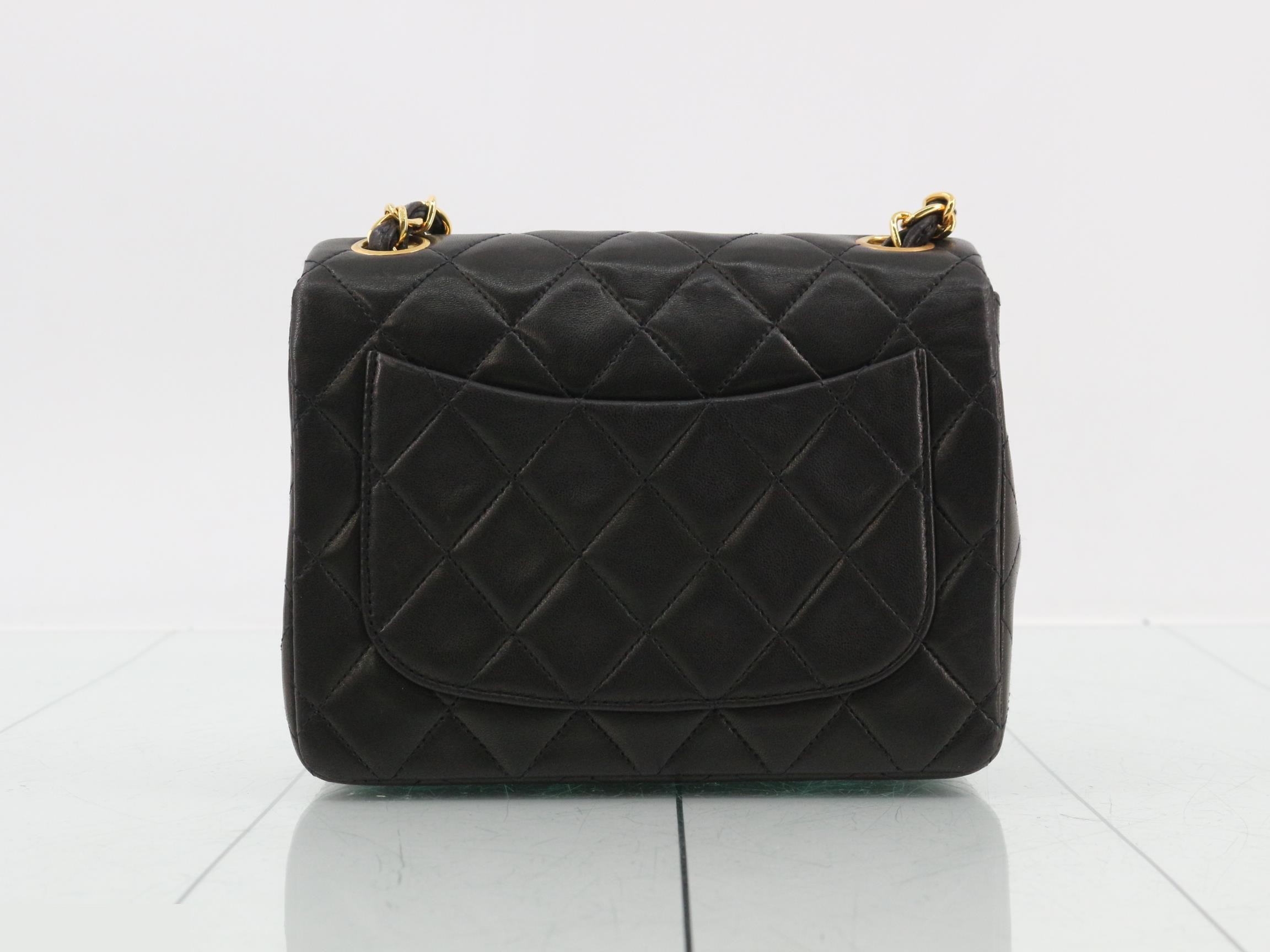 Matelassé 17 Classic Chain Shoulder Bag, Lambskin, Black, Series 2, W17 — view 2