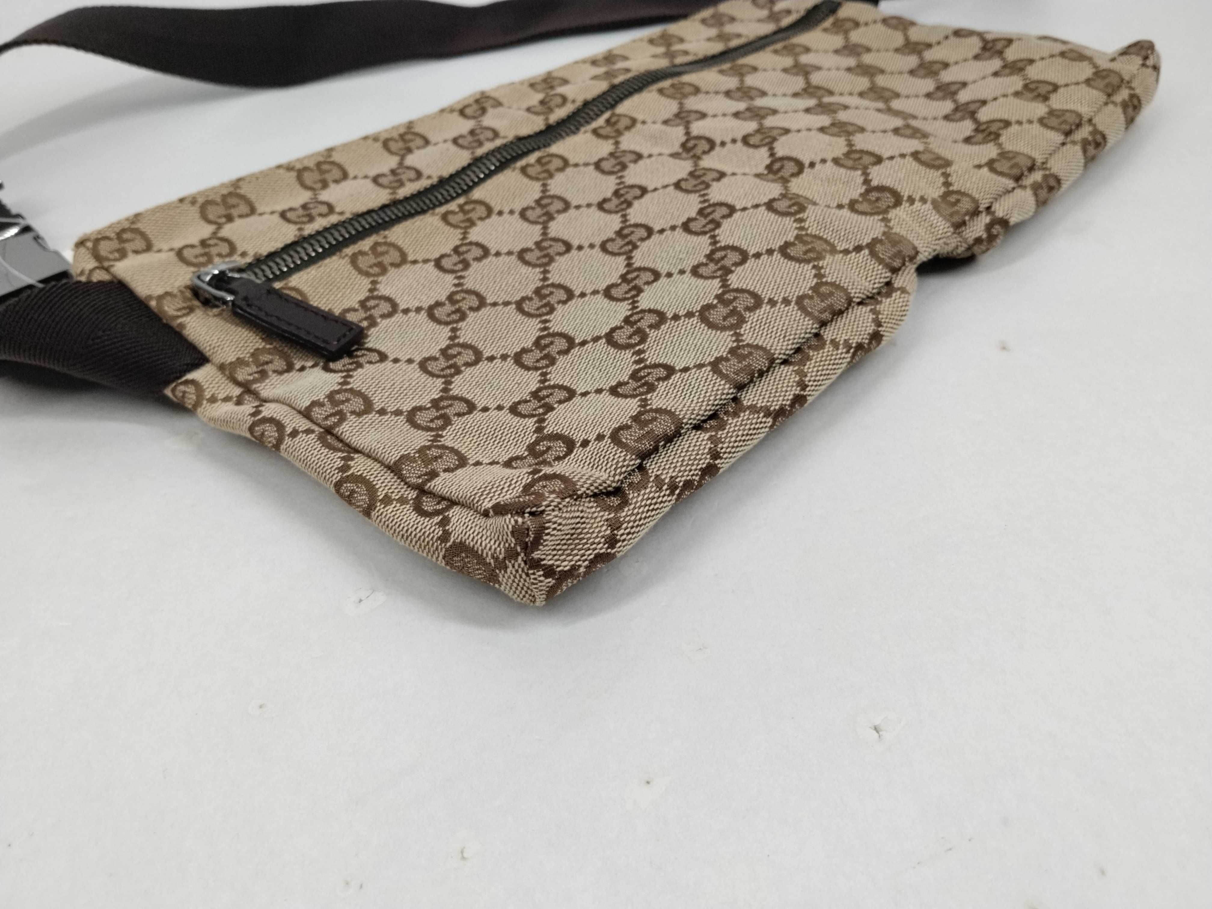GG Canvas 28566 Shoulder Bag — view 4
