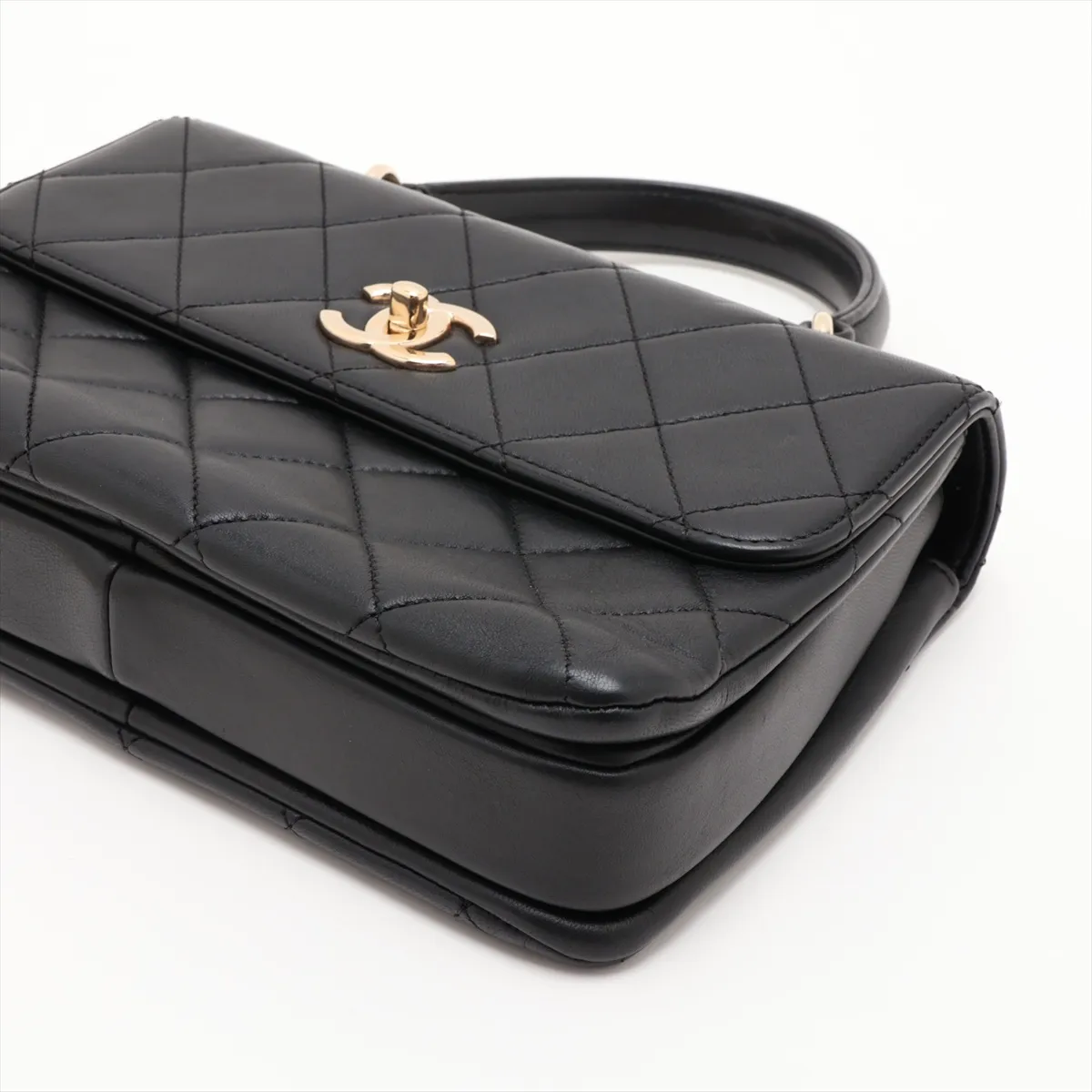 Trendy CC Lambskin 2-Way Handbag, Black with Gold Hardware, 26247202 (Serial Number 26-series), Hardware with Thread Attachment — view 3