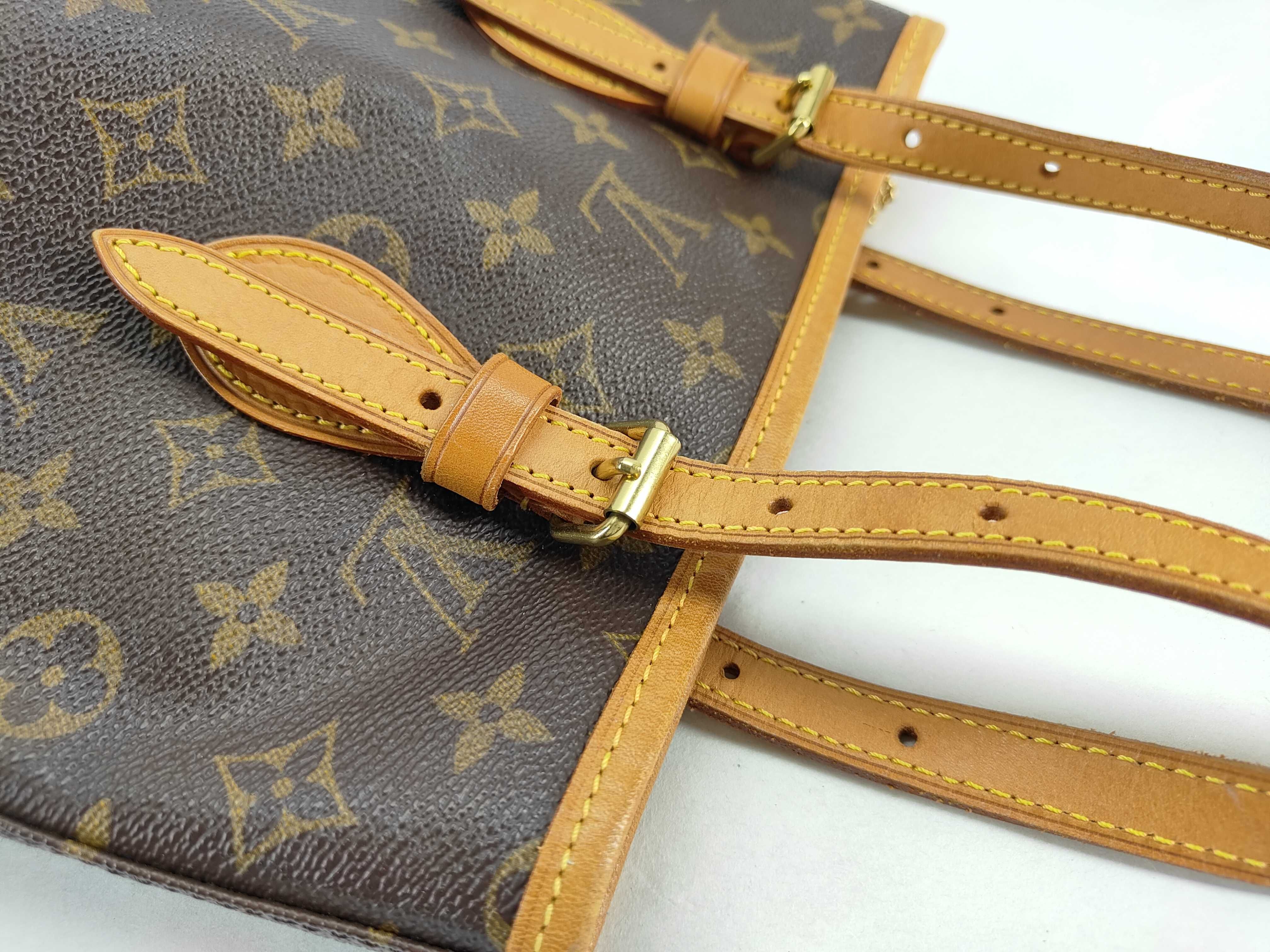 Monogram Louis Vuitton Bucket PM Monogram with Pouch M42238 Tote Bag — view 5