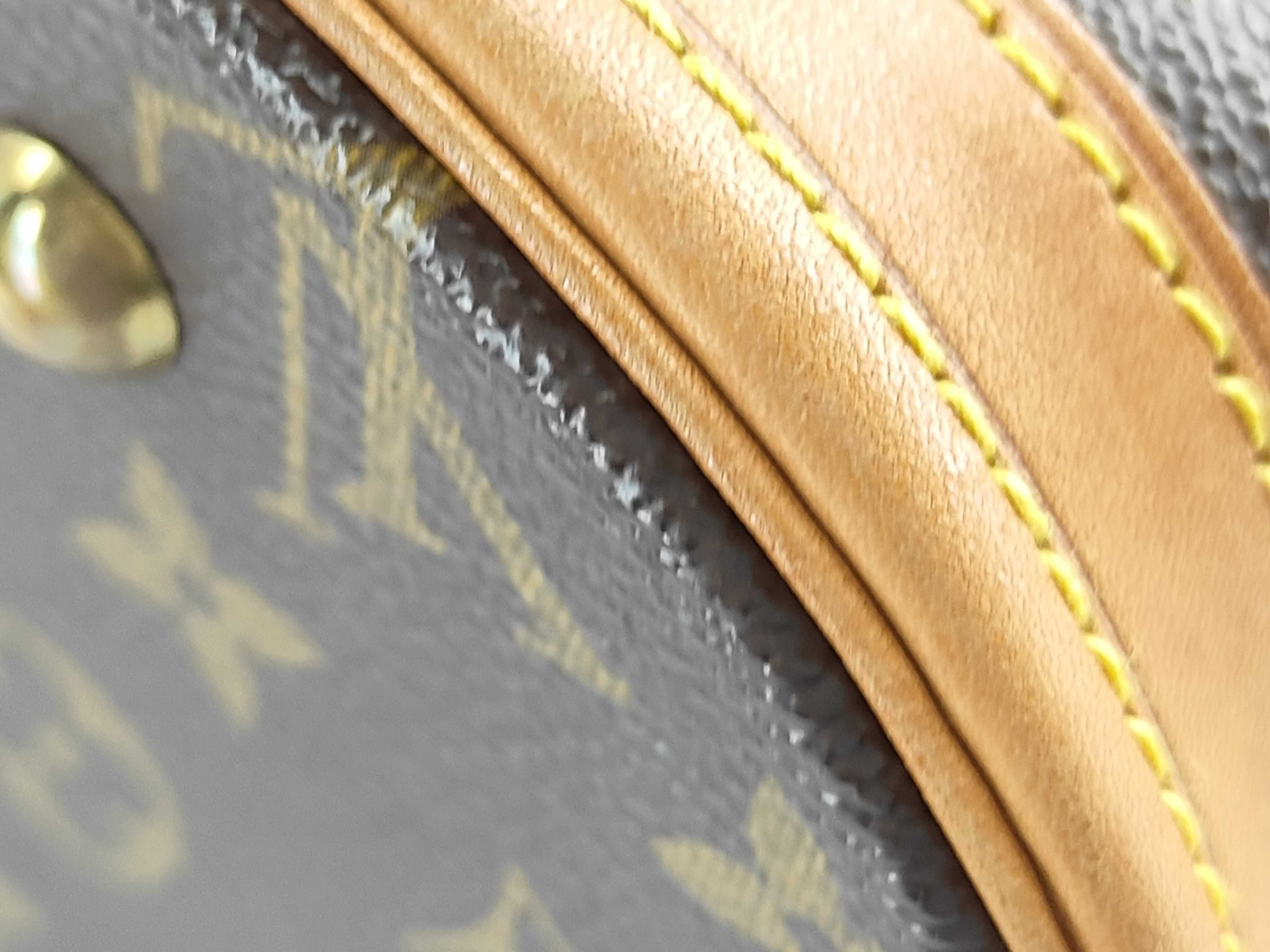 Monogram Louis Vuitton Bucket PM Monogram with Pouch M42238 Tote Bag — view 7