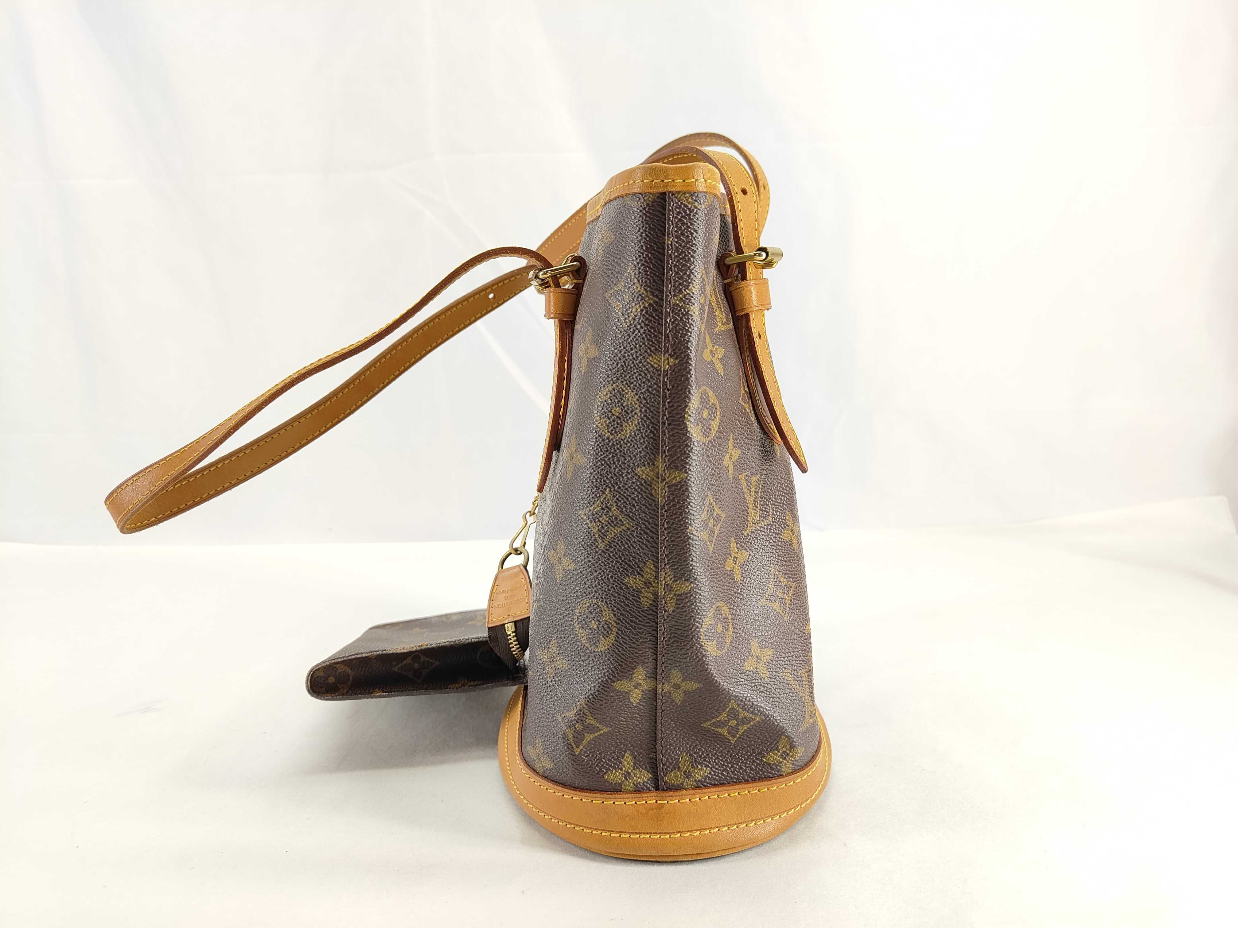 Monogram Louis Vuitton Bucket PM Monogram with Pouch M42238 Tote Bag — view 9