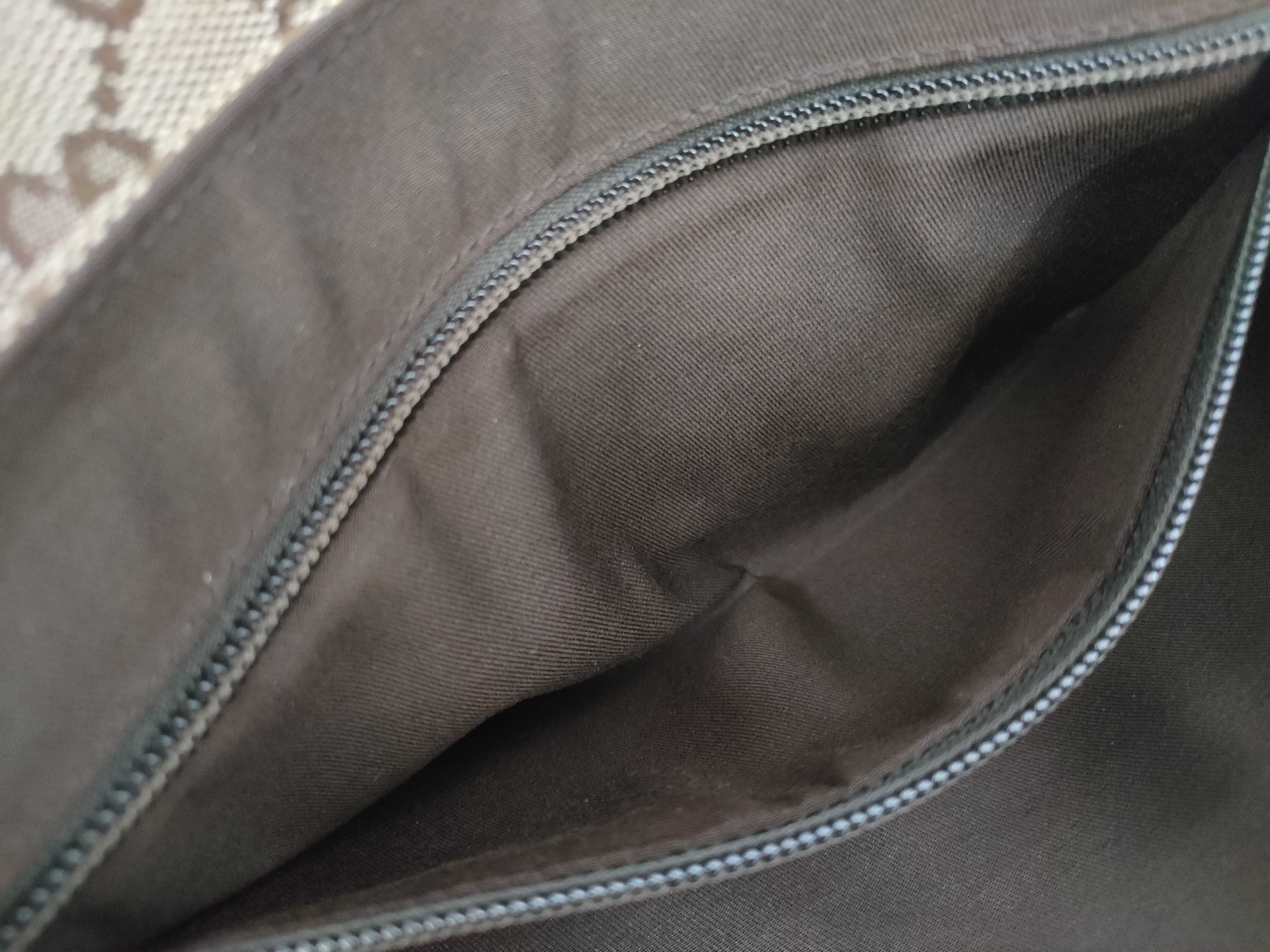 GG Canvas Gucci Shoulder Bag GG Canvas Messenger Shoulder Bag — view 10