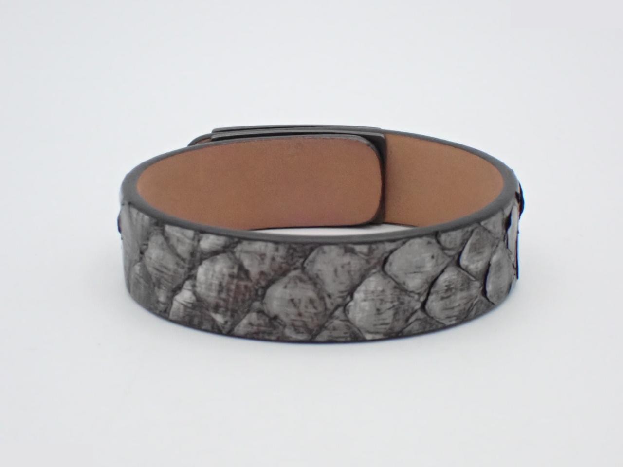 Bracelet, wrist circumference approximately 16.5 cm — view 2