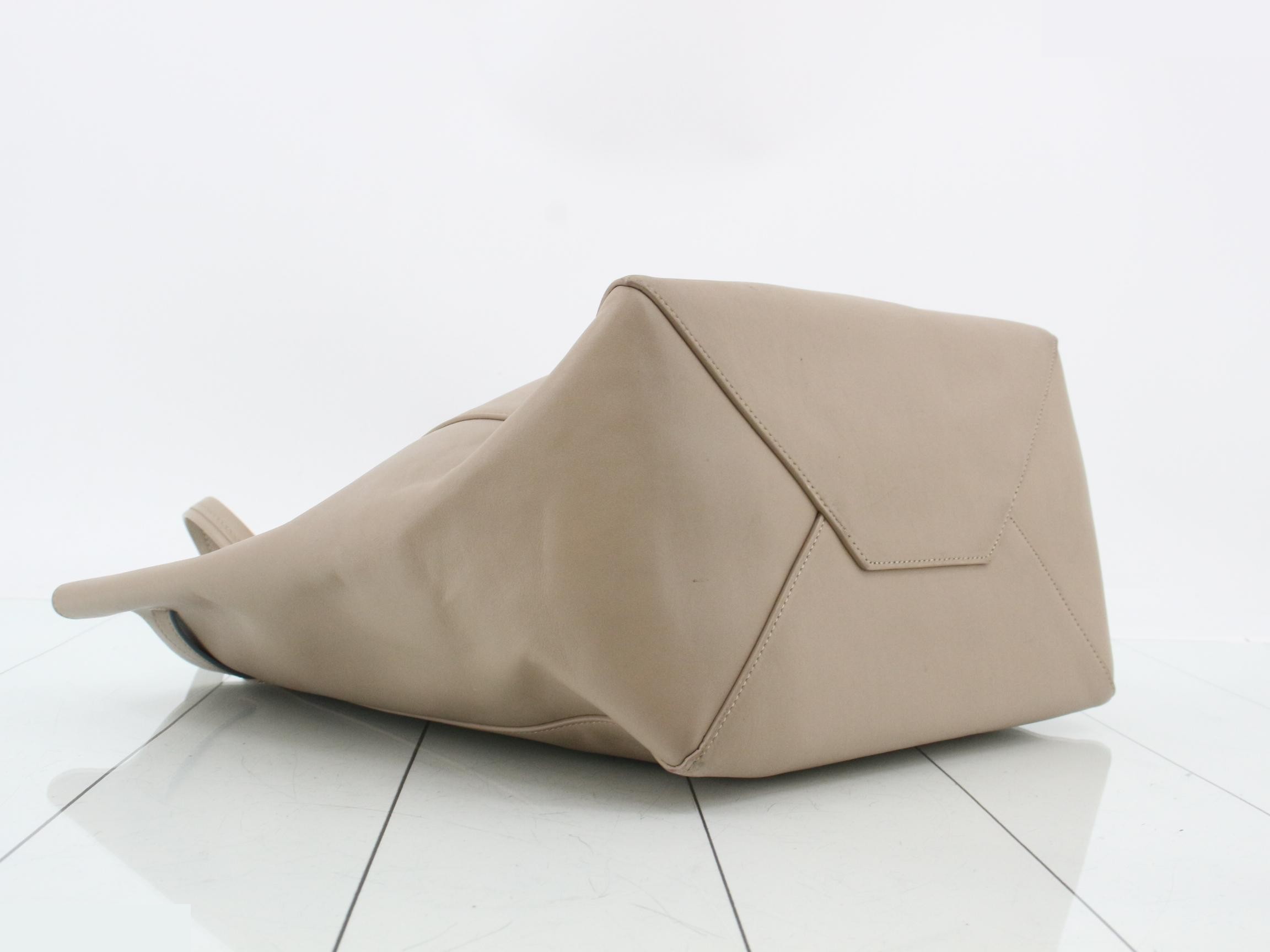 Other lines: Bags and tote bags — view 5