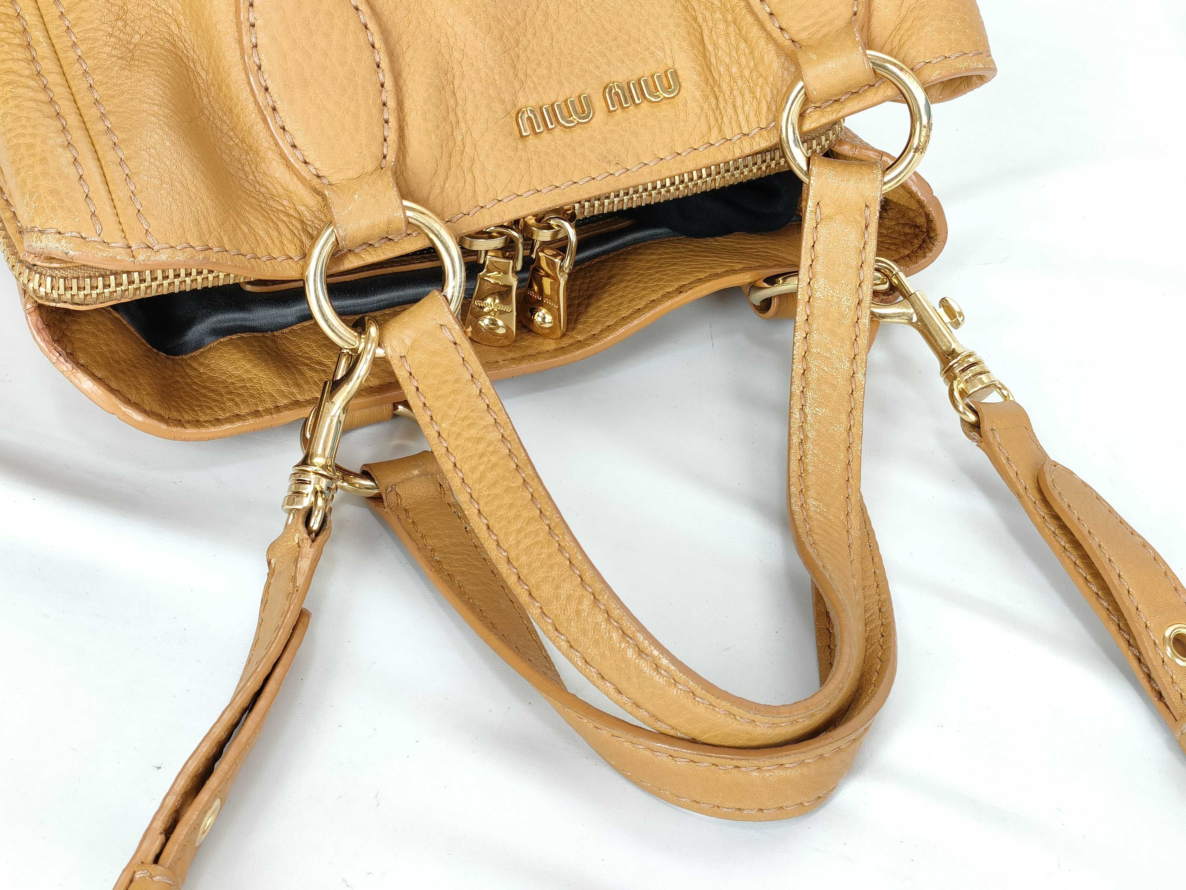 Vitello Luxe Handbag, 2-way Shoulder Bag, Gathered Handbag — view 3
