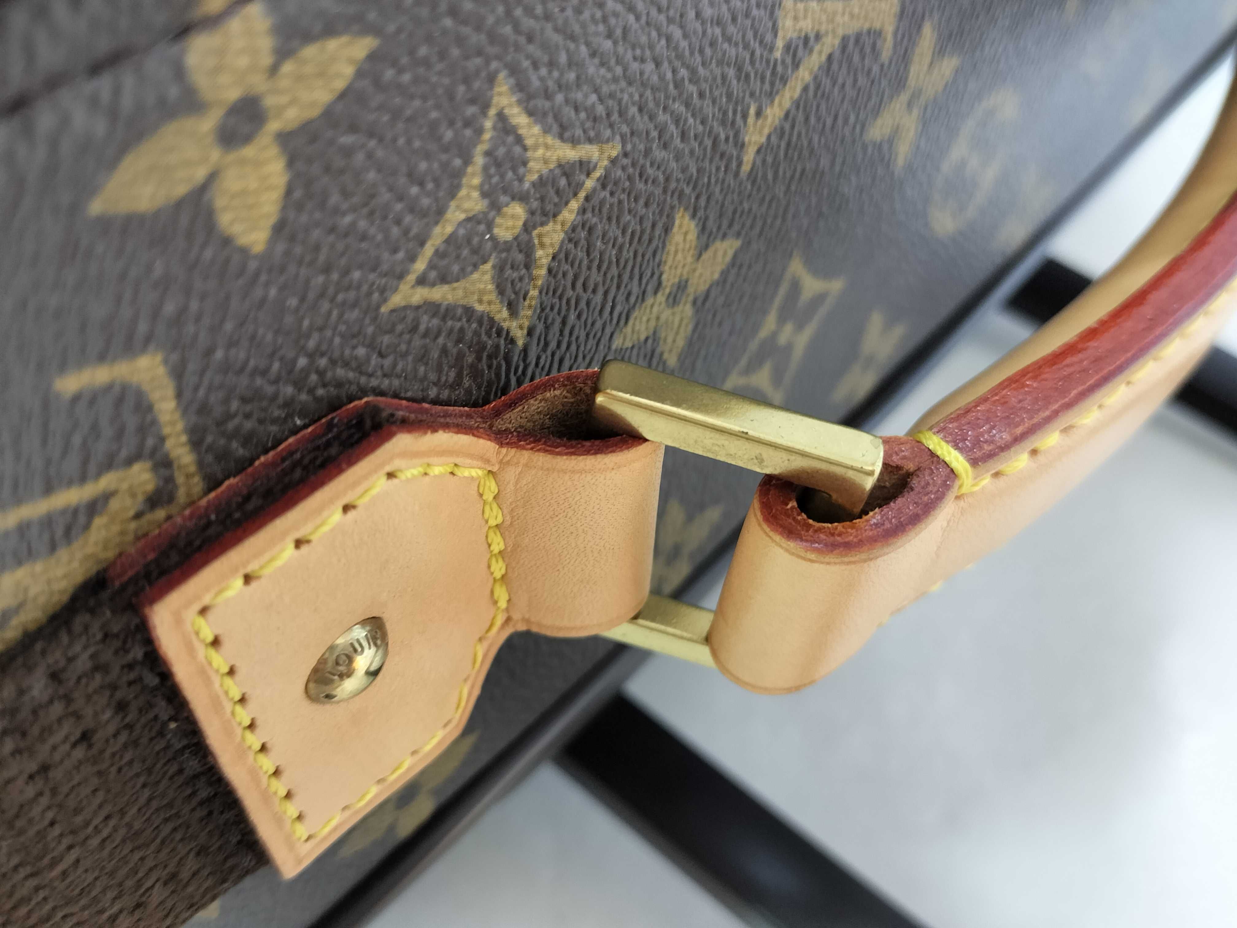 Monogram Trolley 50 M23259. Accessories: Name tag, padlock, carry bag. — view 5