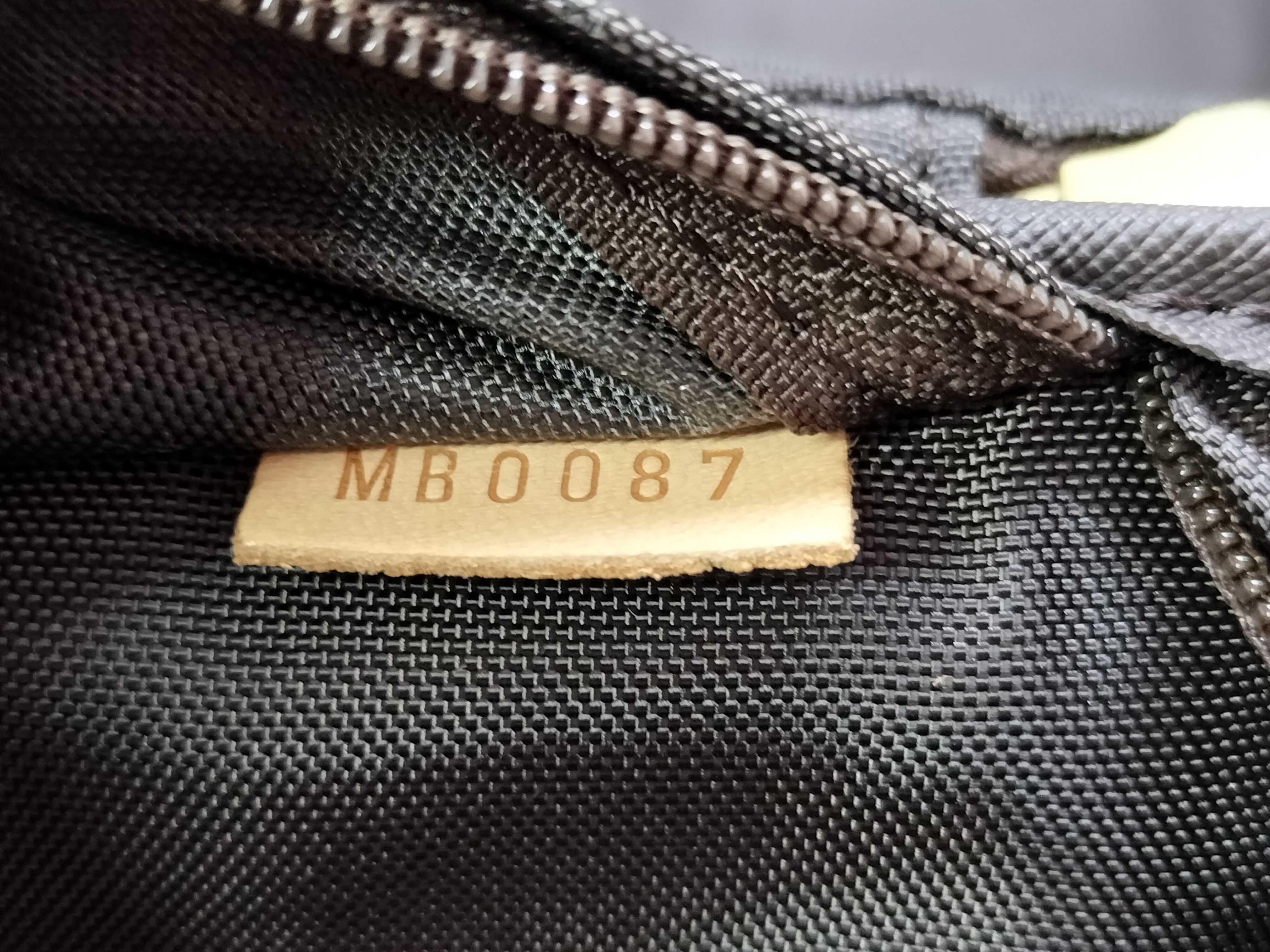 Monogram Trolley 50 M23259. Accessories: Name tag, padlock, carry bag. — view 10