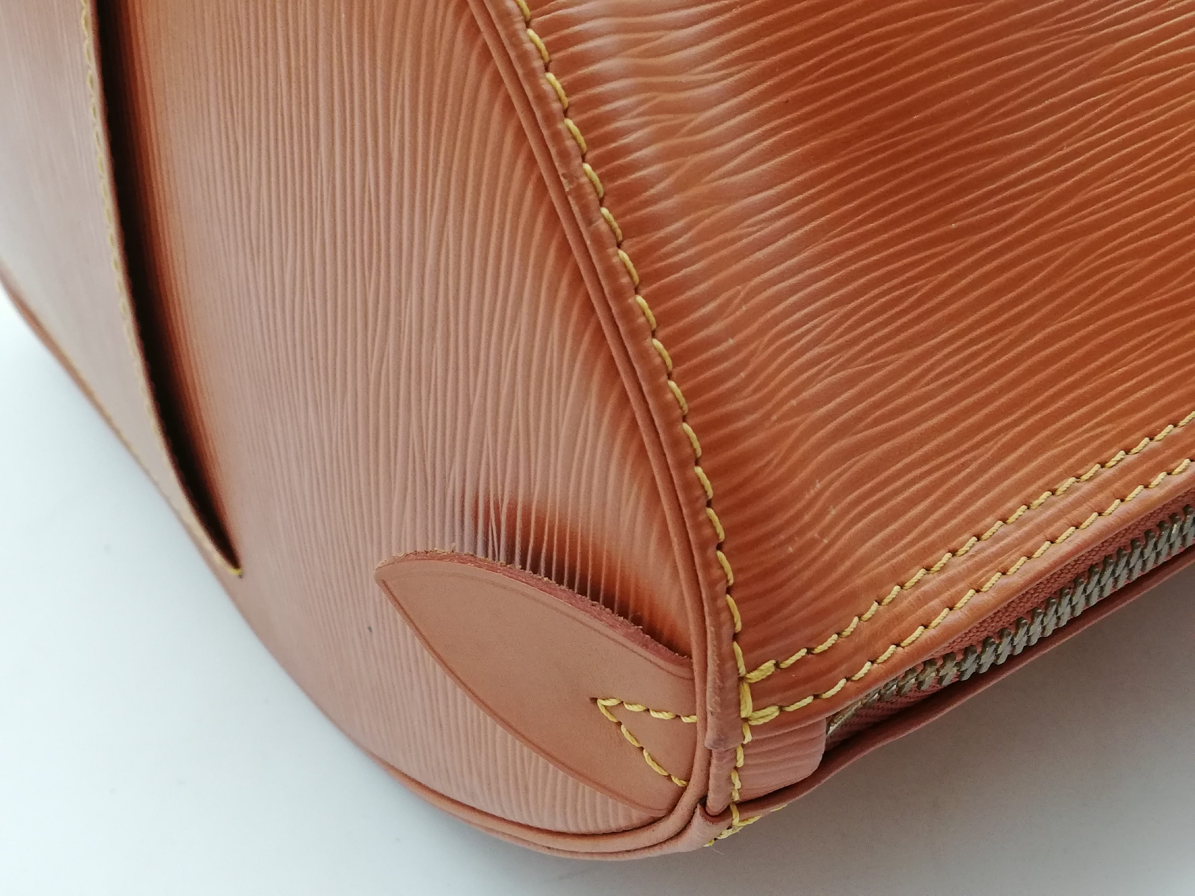 Epi Keepall 45 M42978 Boston Bag — view 14