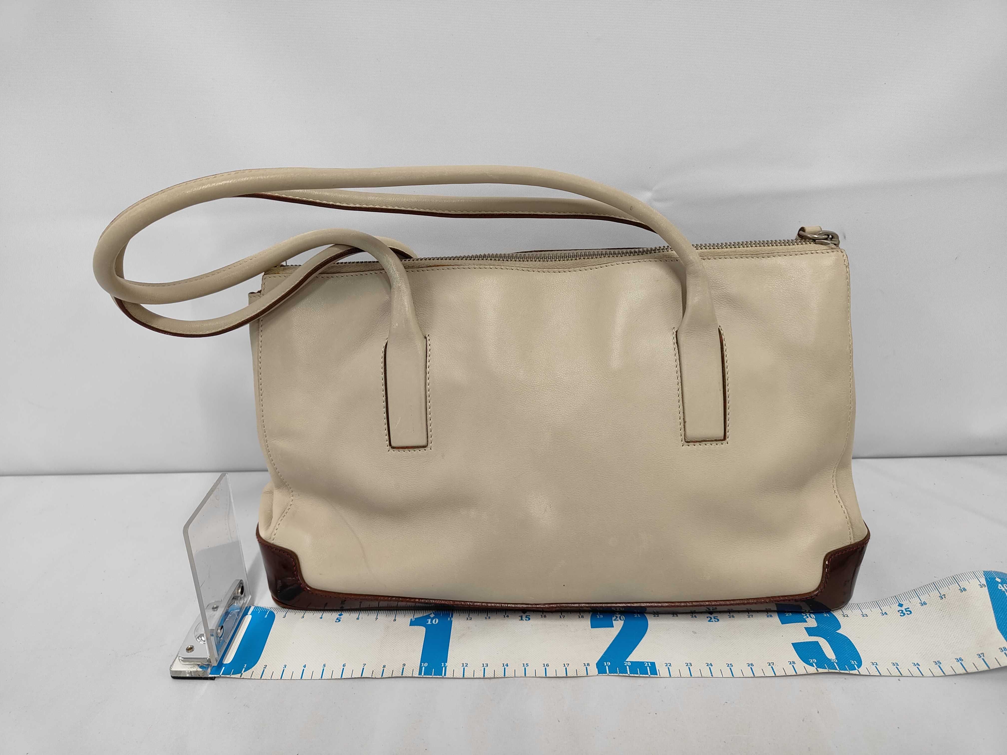 Handbag — view 2