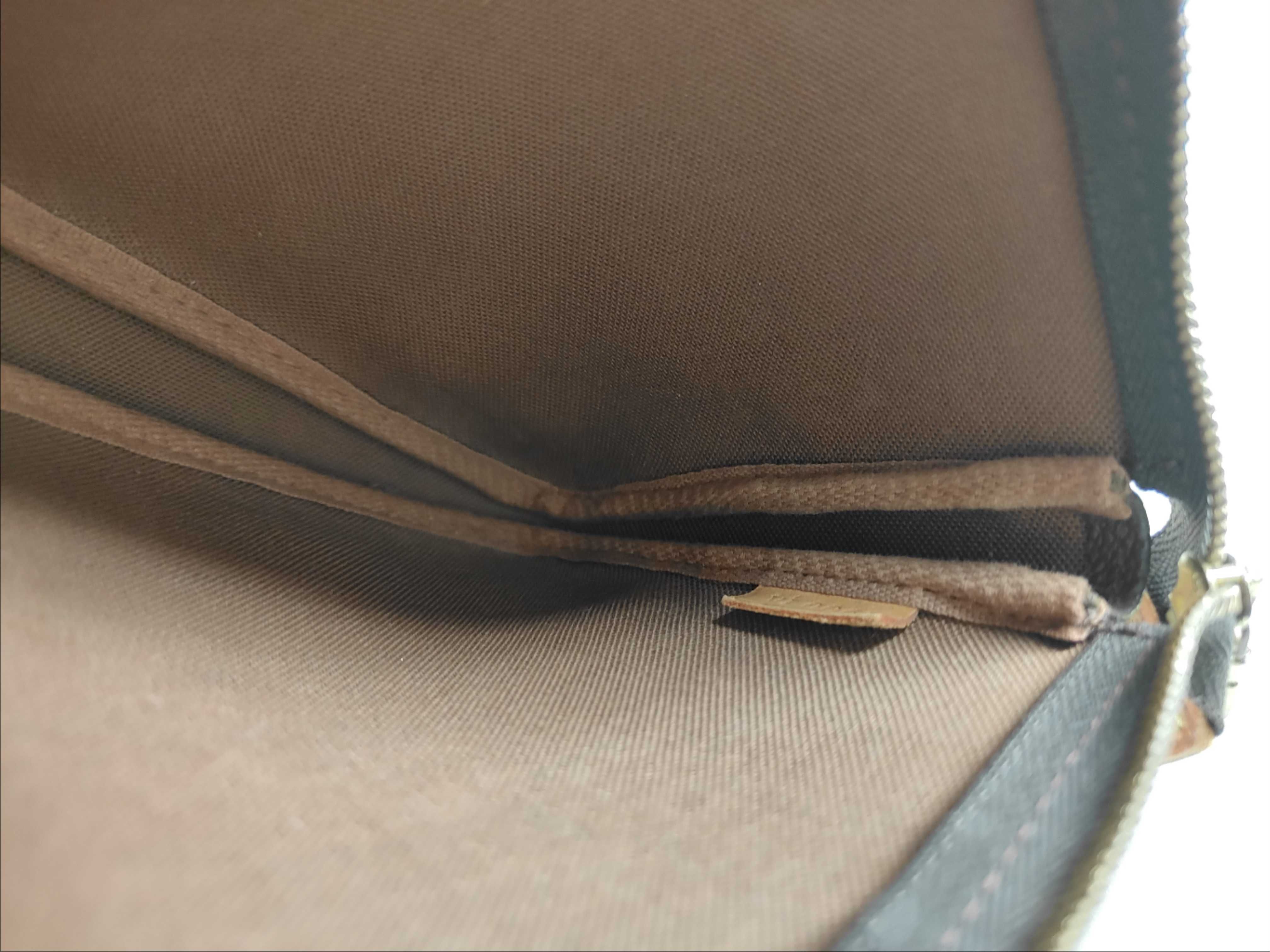 Monogram Vuitton M51980 Pochette Accessoires Handbag Monogram Canvas Brown Shoulder Bag — view 12