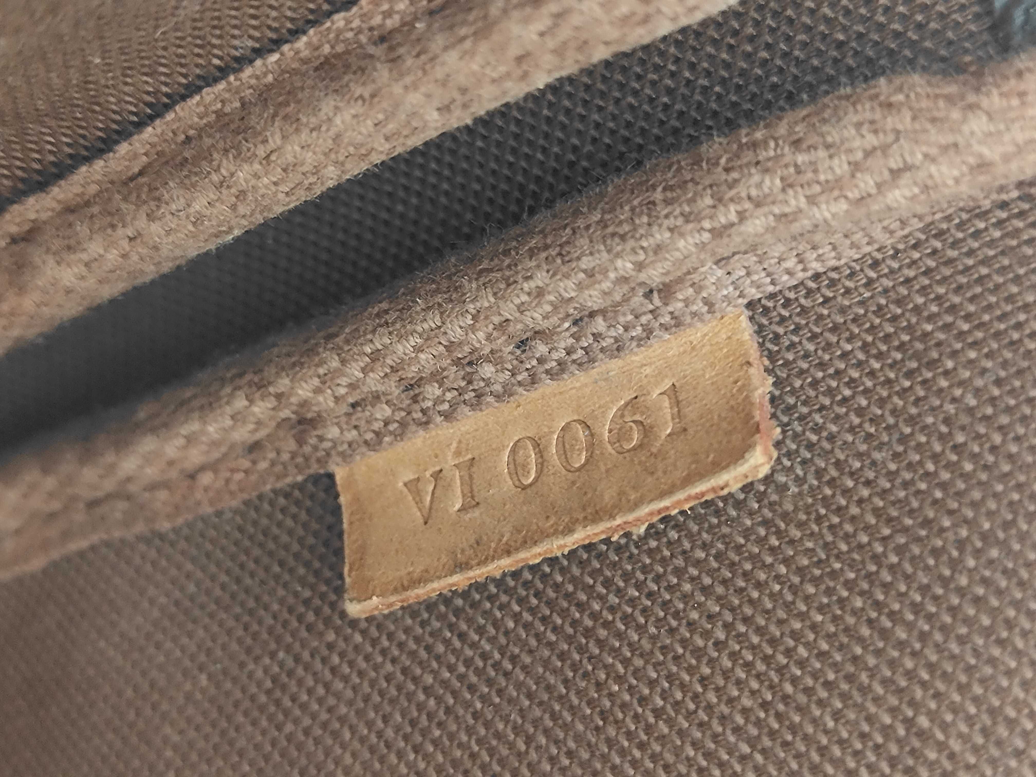 Monogram Vuitton M51980 Pochette Accessoires Handbag Monogram Canvas Brown Shoulder Bag — view 13